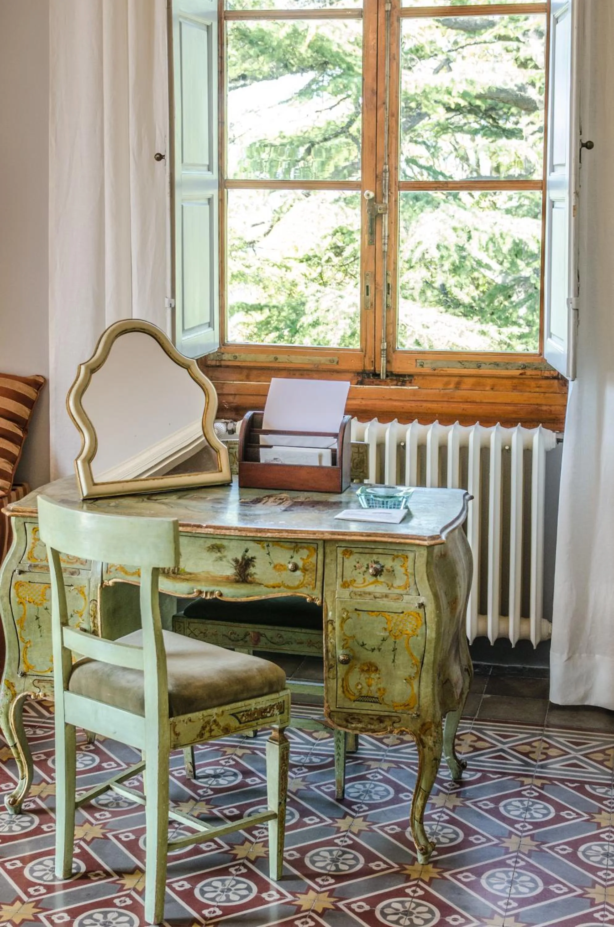 Seating area in Villa La Piccioncina Firenze