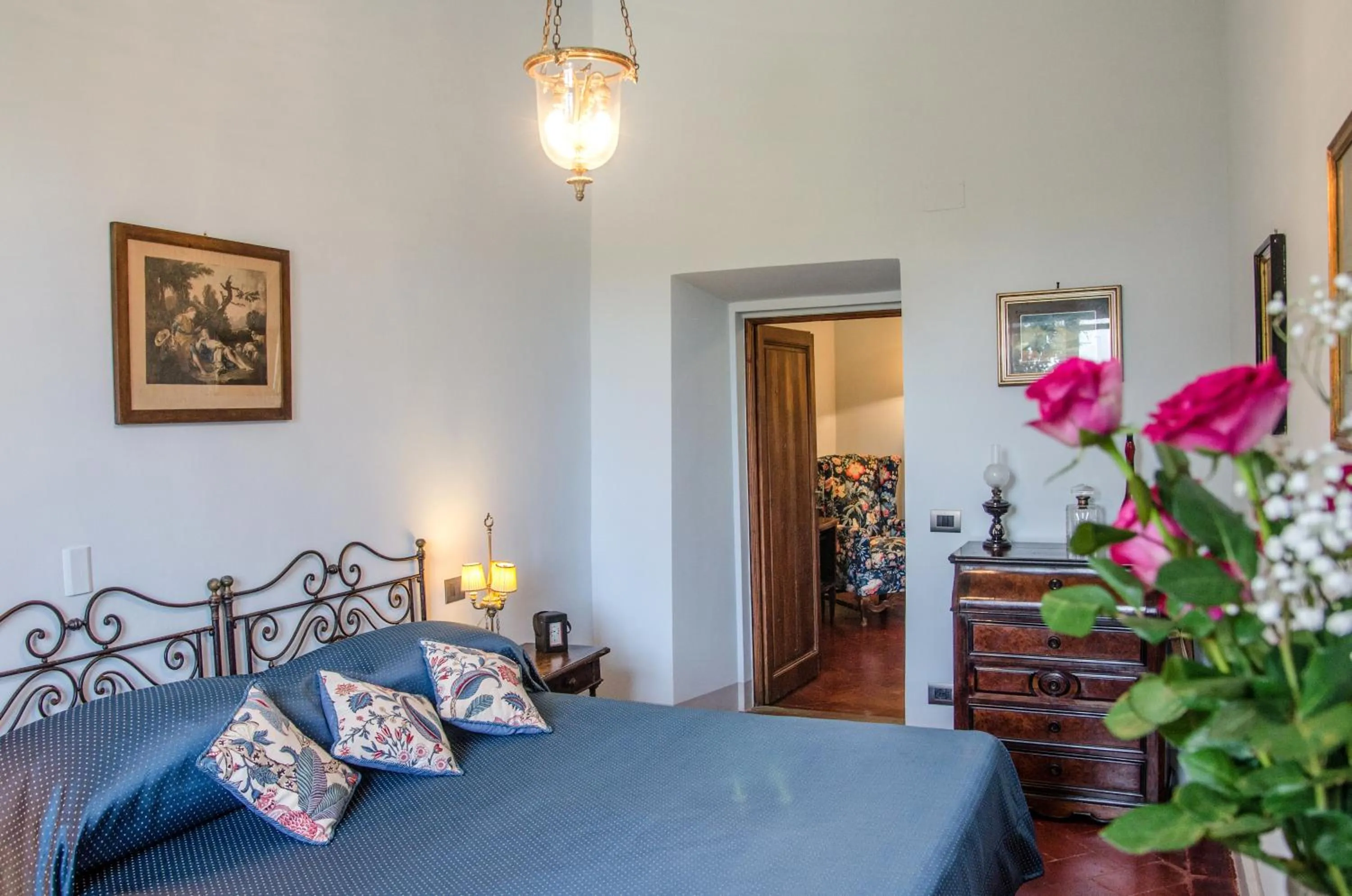 Bed in Villa La Piccioncina Firenze