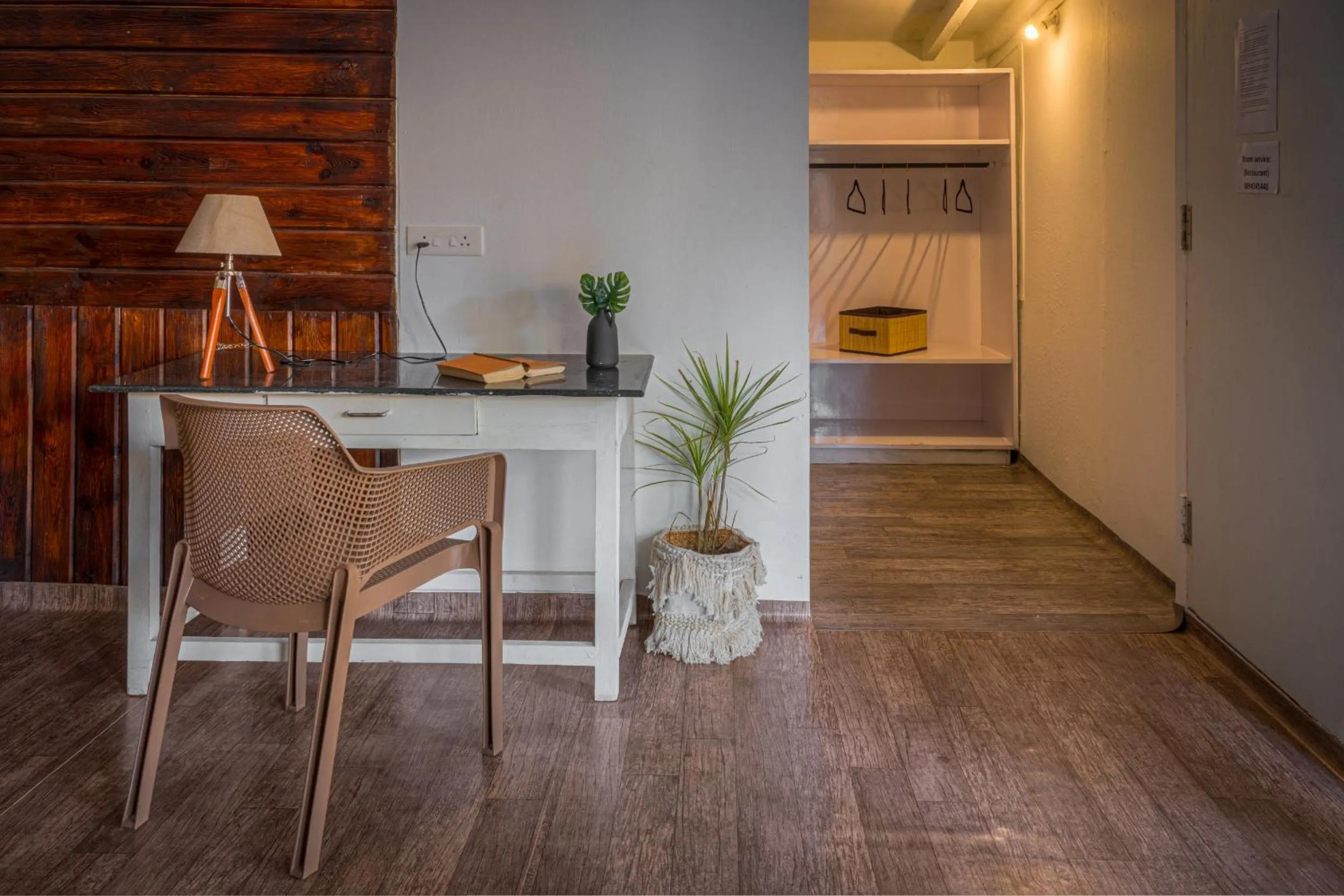 wardrobe in Cuba Patnem