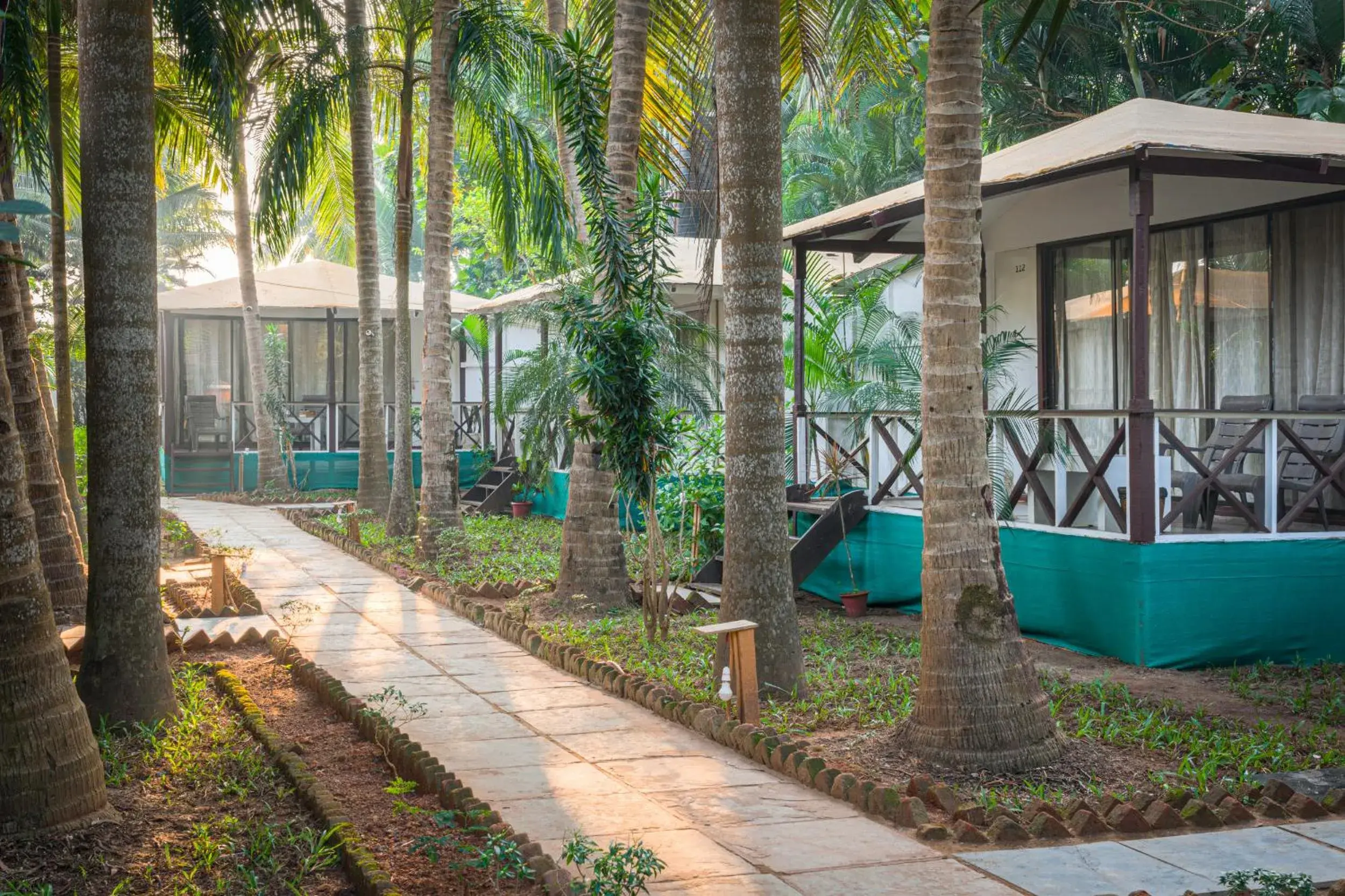 Property building in Cuba Patnem Property building in Cuba Patnem