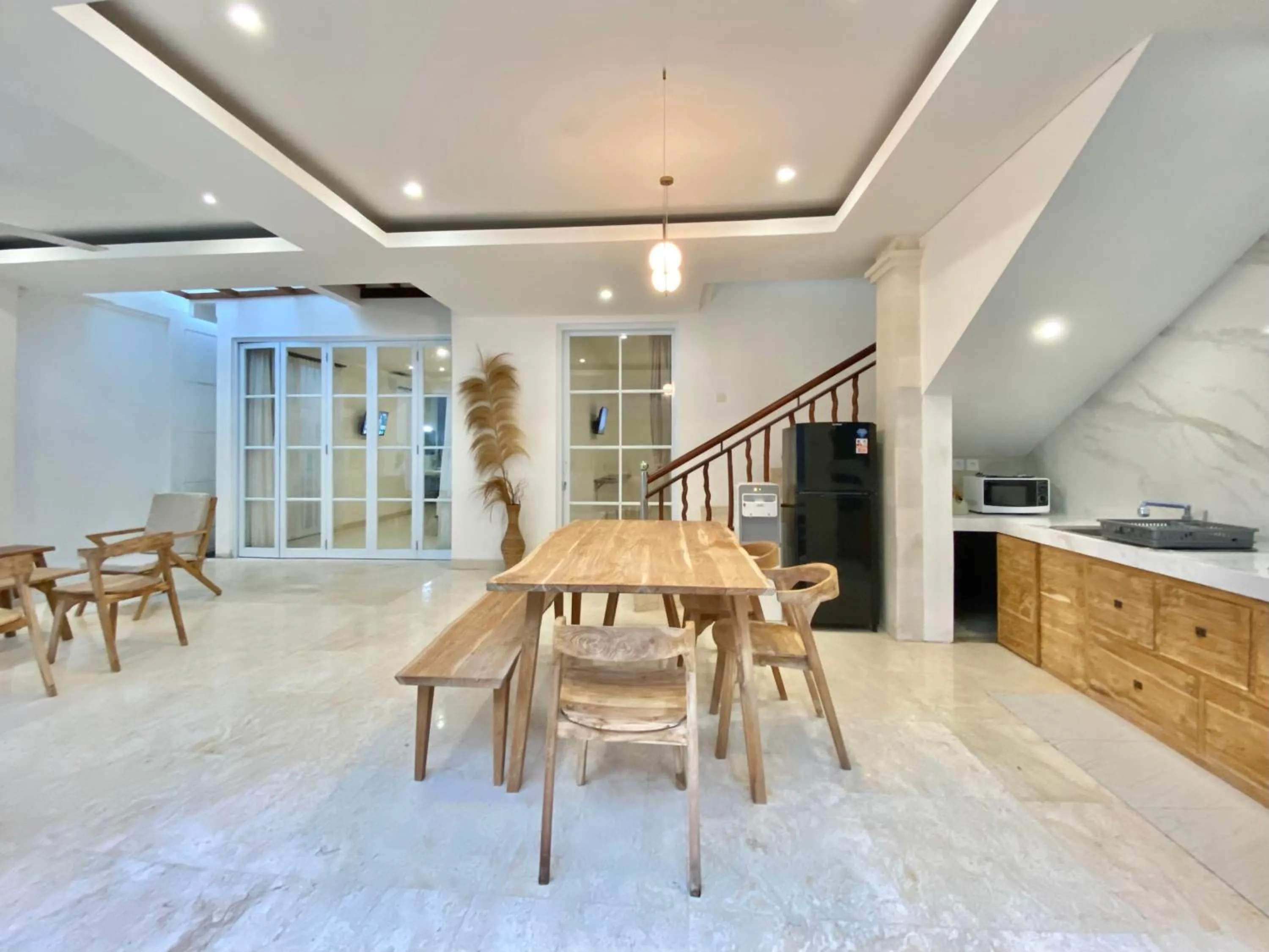 Dining area in Villa Harmony - Residence