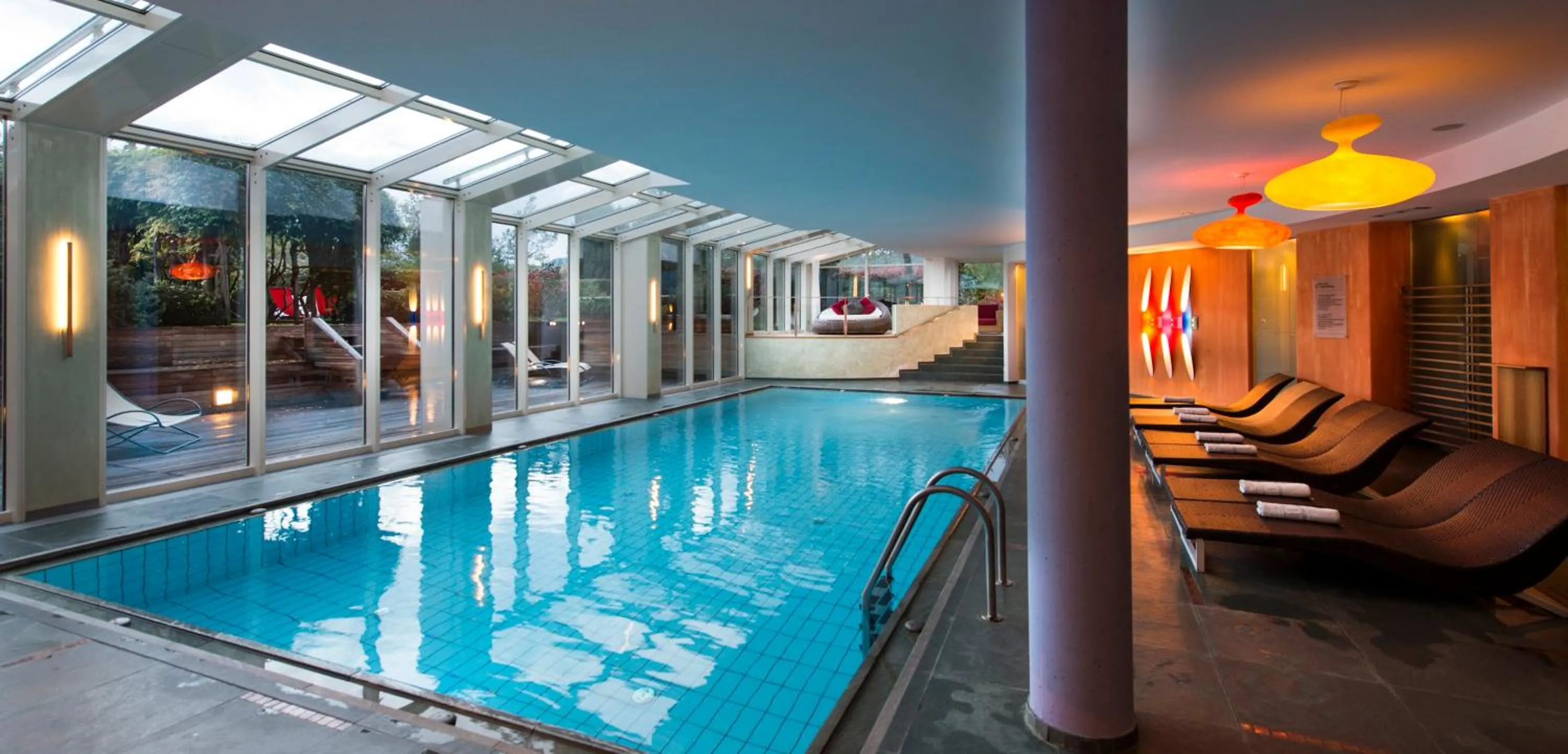 Swimming pool in Hotel St. Anton