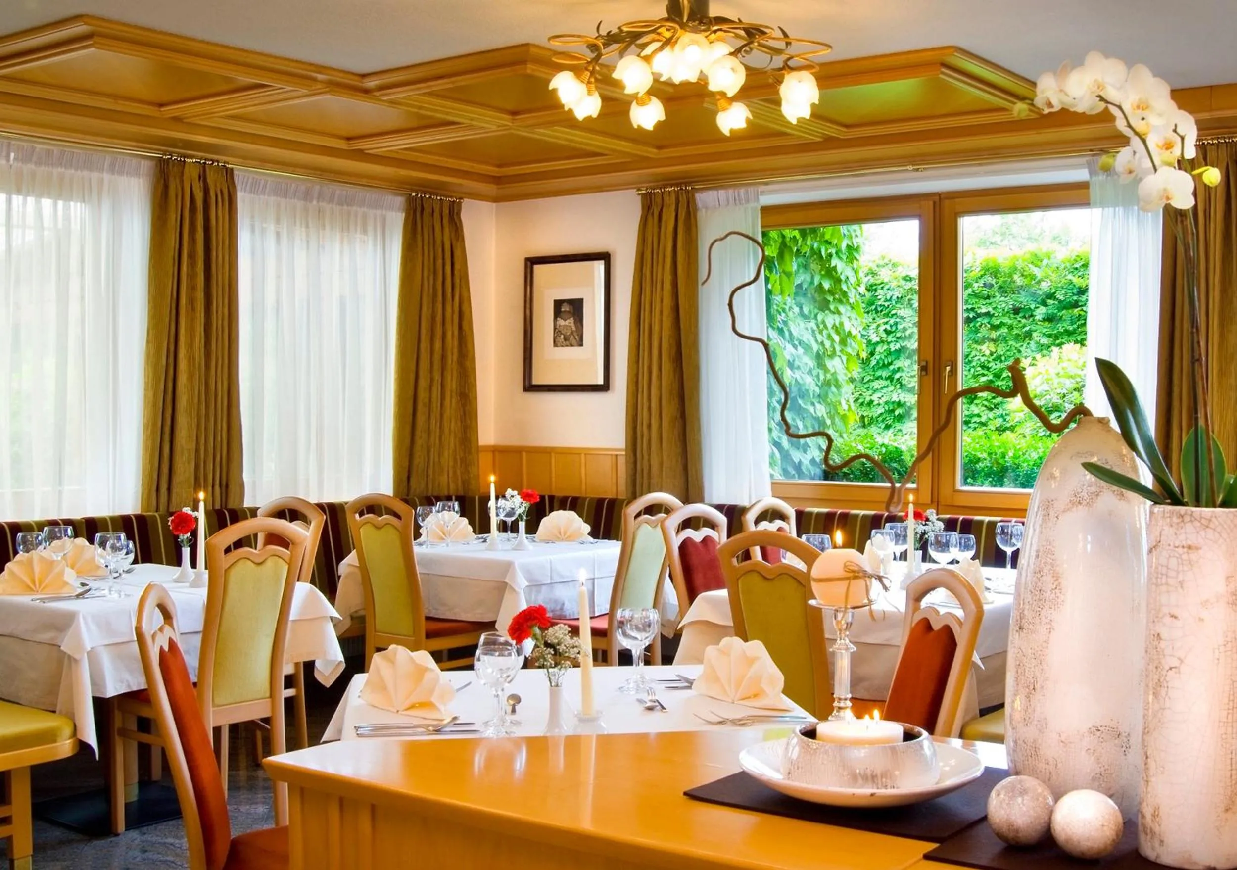 Restaurant/places to eat in Hotel St. Anton