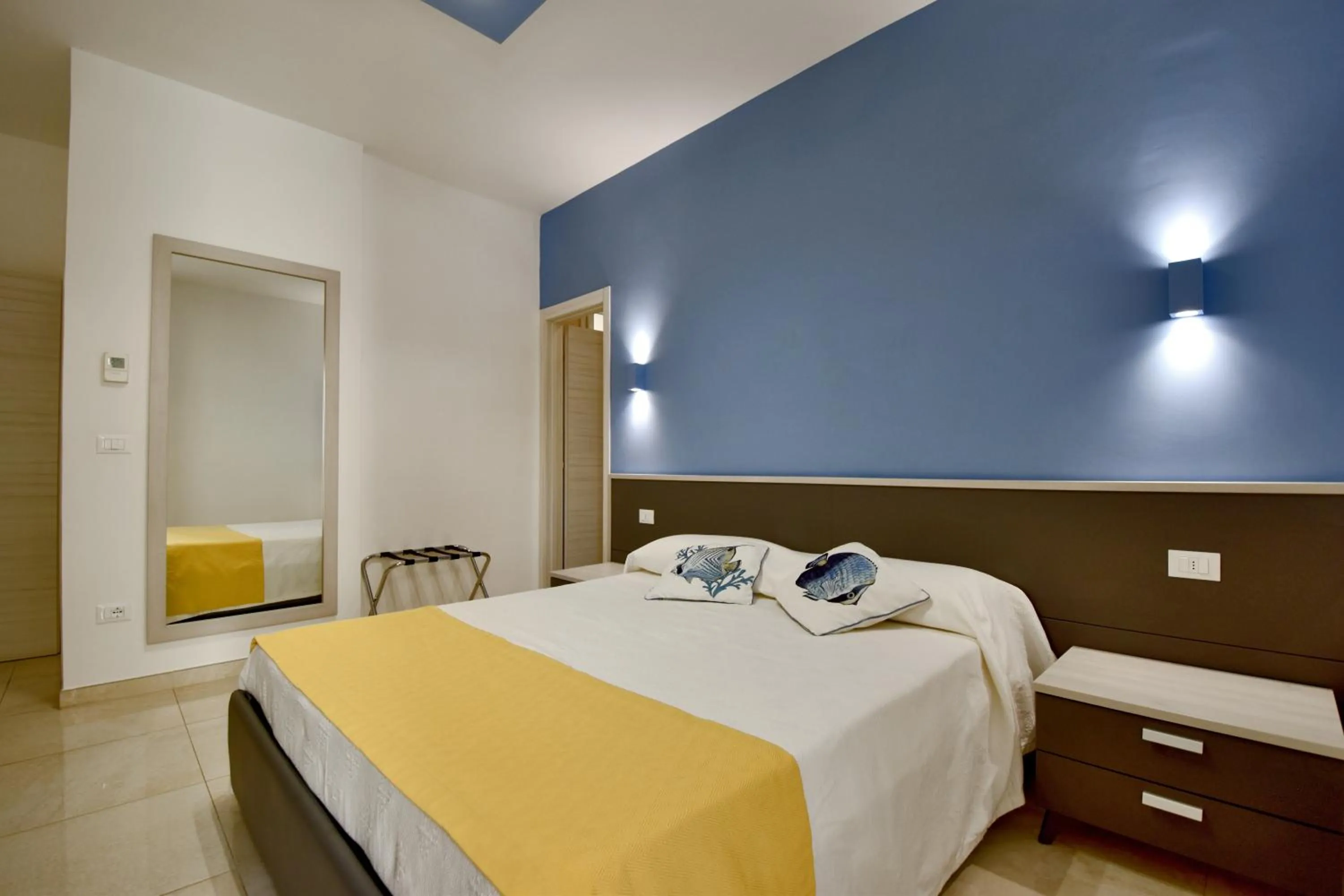 Bedroom, Bed in Ventidimaregallipoli