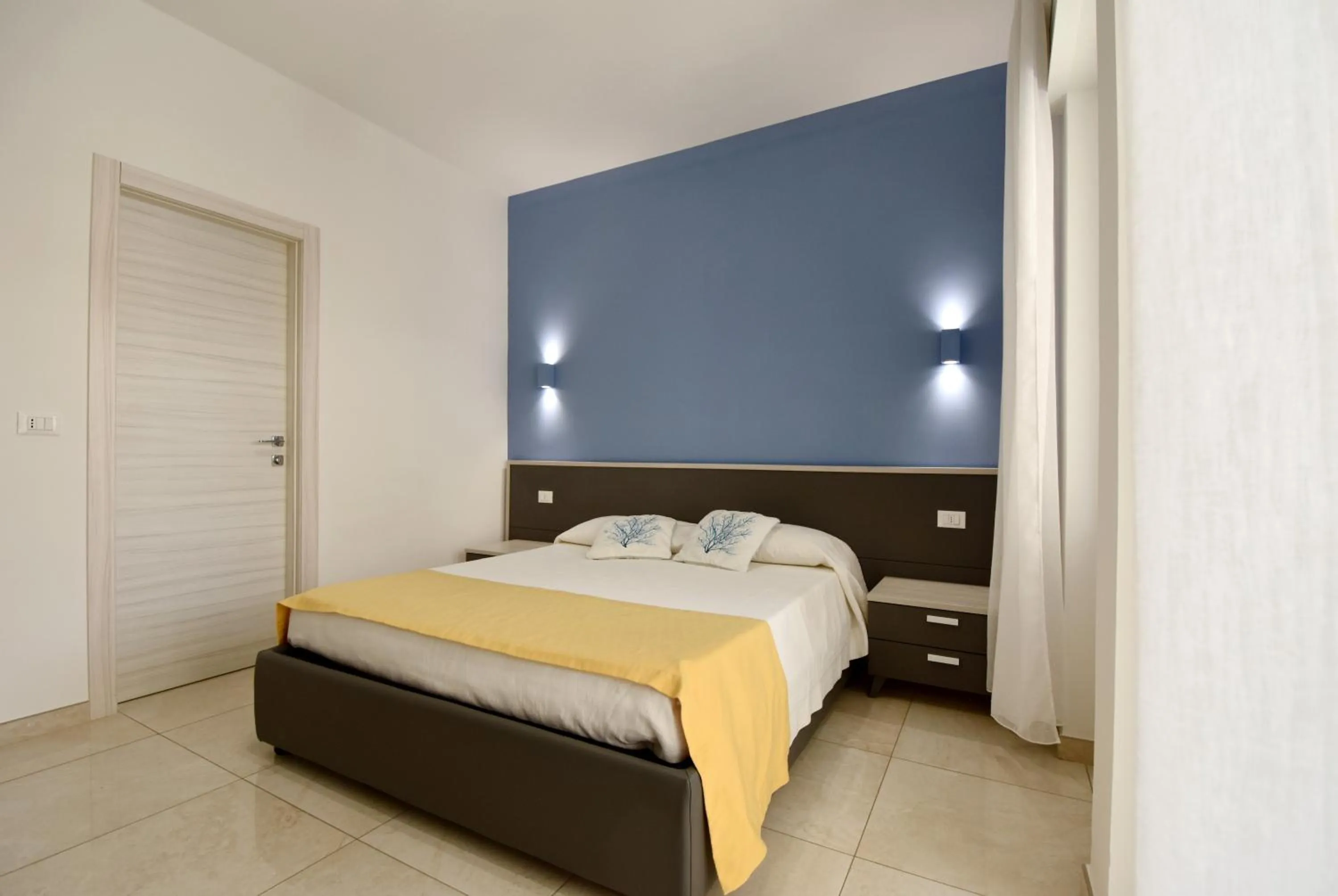 Bedroom, Bed in Ventidimaregallipoli