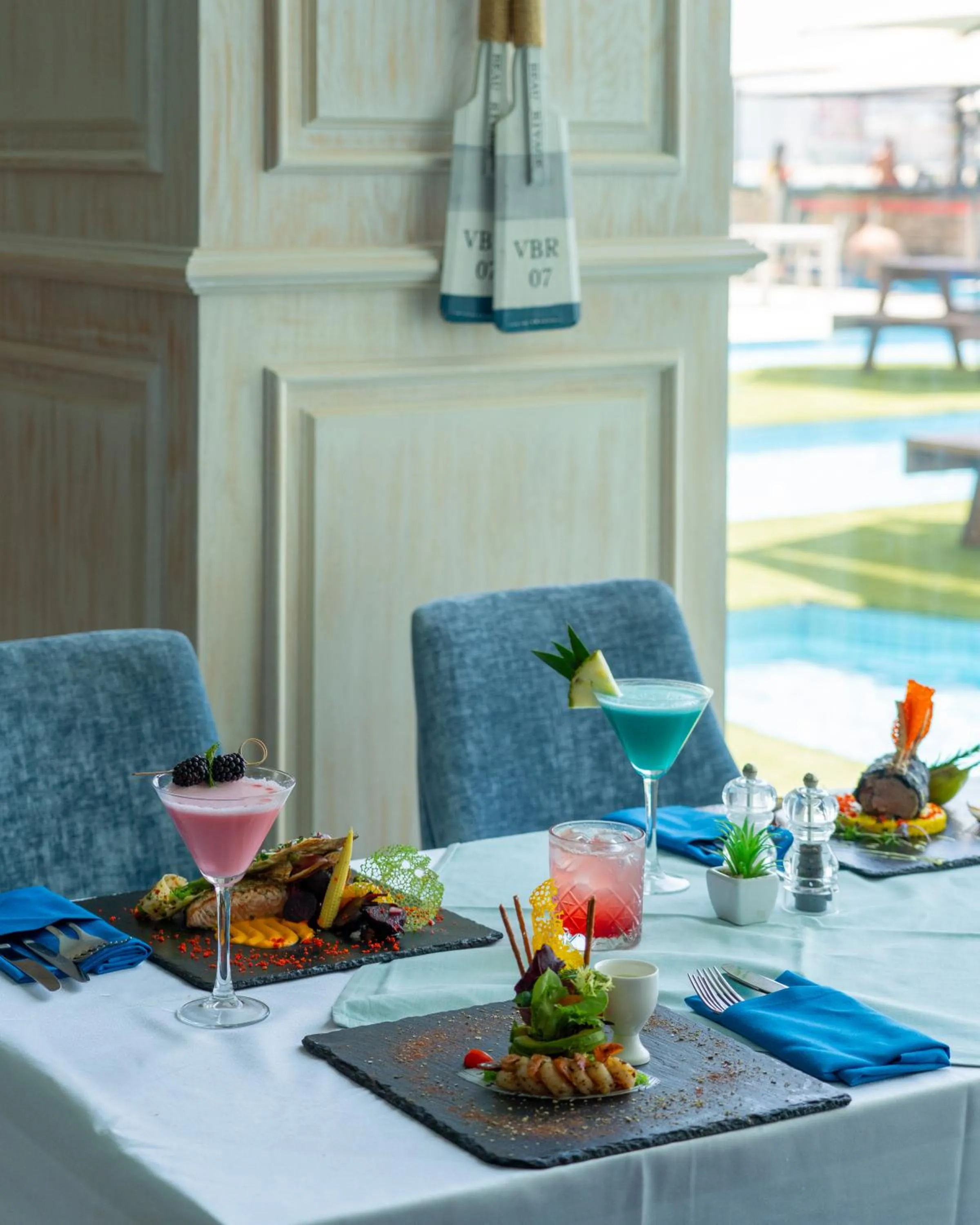 Food and drinks in Royal Central Hotel and Resort The Palm