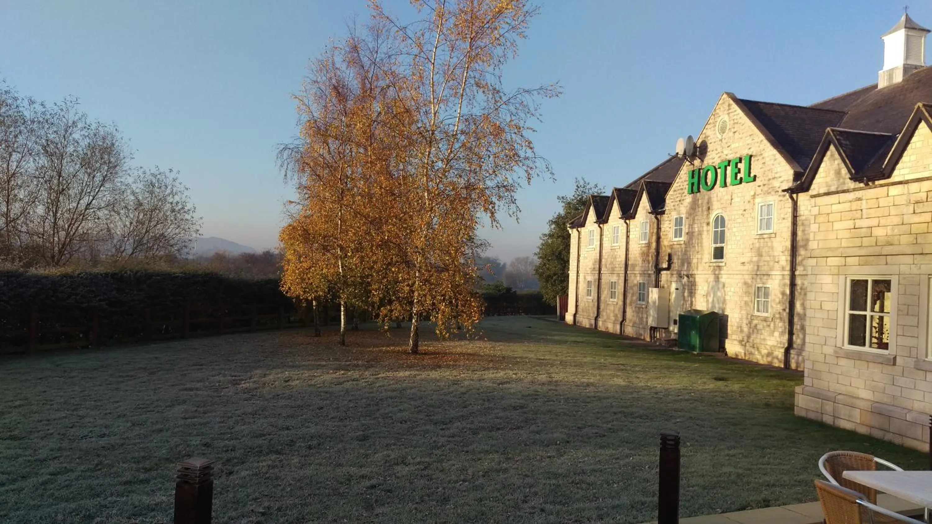 Best Western Plus Pastures Hotel