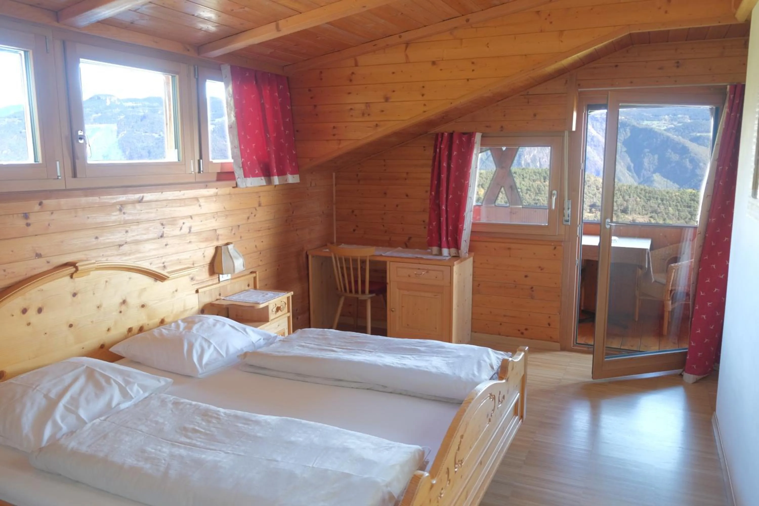 Bedroom in Tirolerhof Tisens