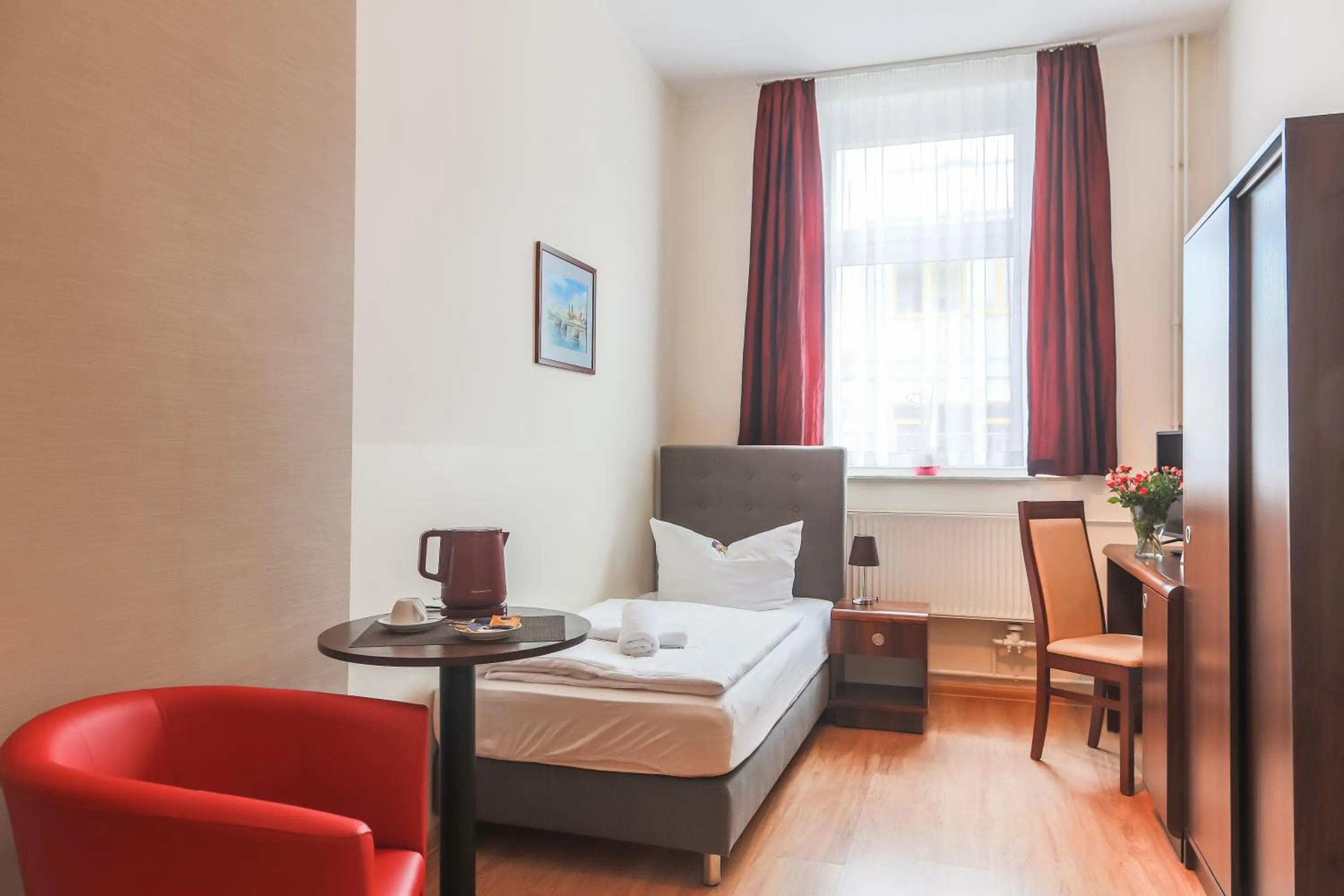 Day, Bed in City Residence Hotel Frankfurt-Oder Bahnhof
