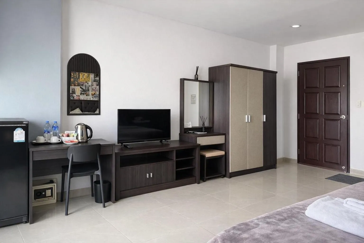 Bed in Happy Fish Guesthouse