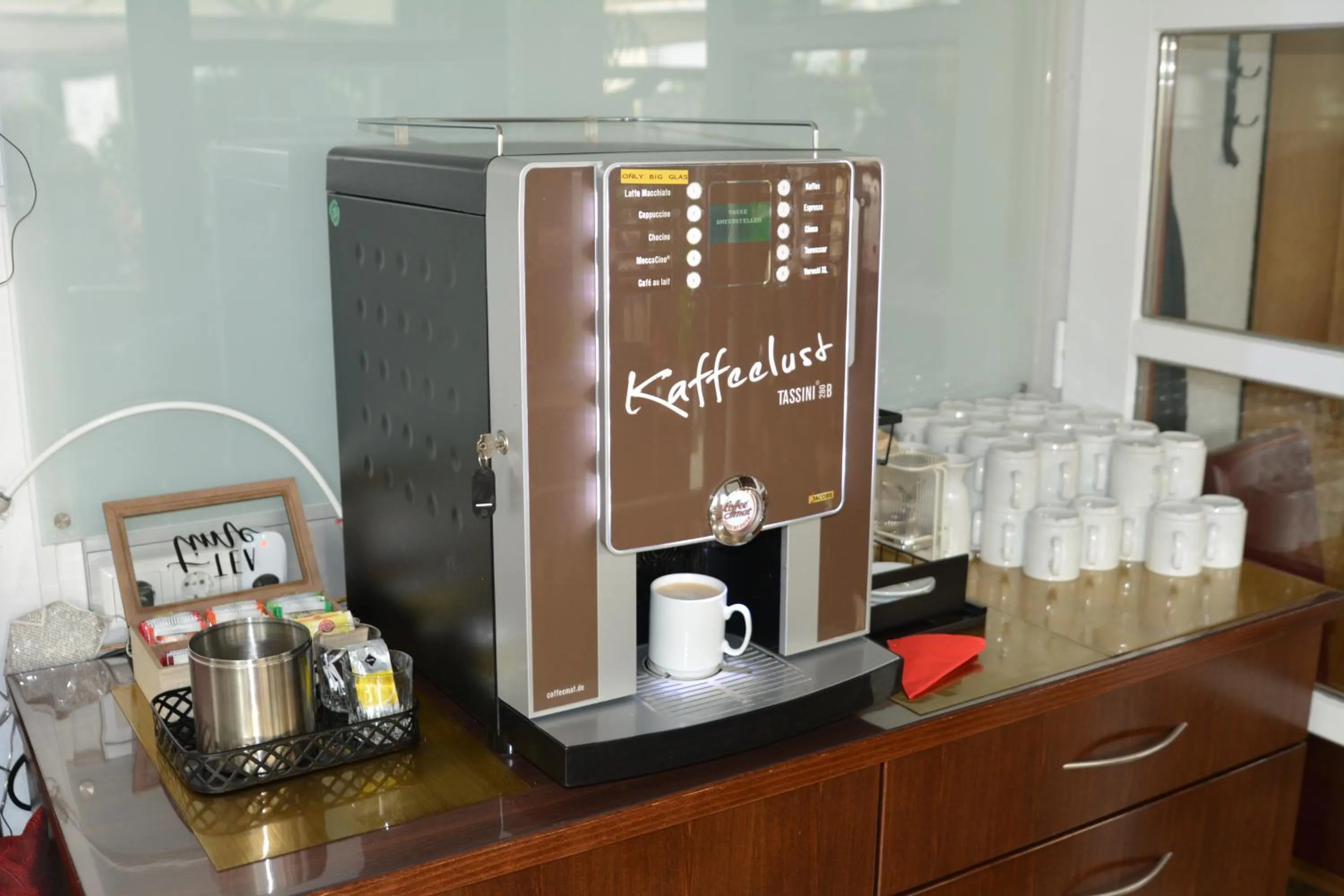 Coffee/tea facilities in Hotel-Gasthof Zur Rose