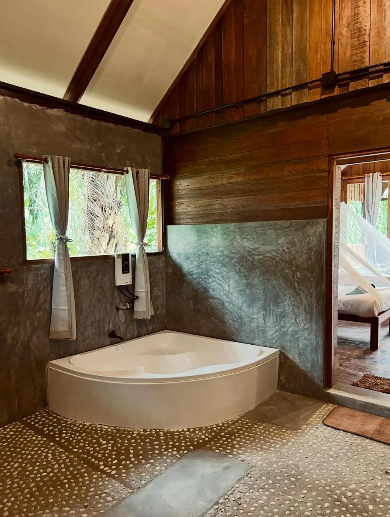 Bed in Khao Sok Paradise Resort