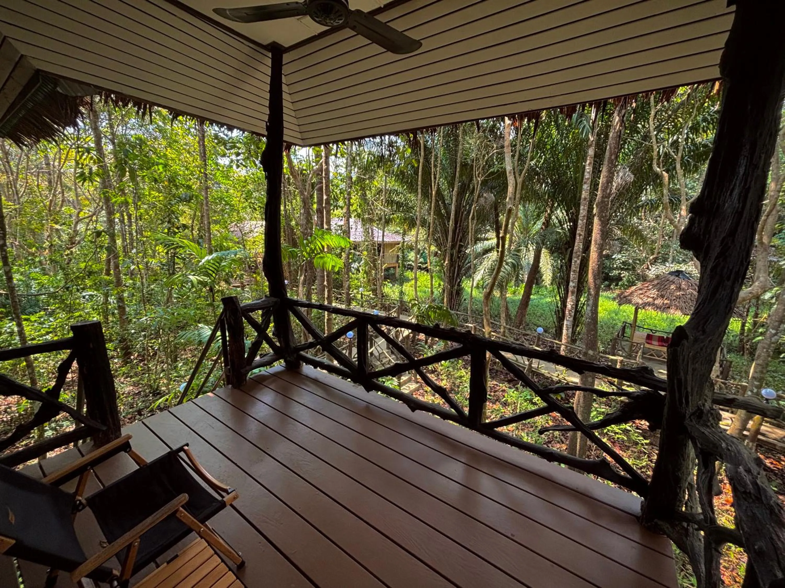 Patio in Khao Sok Paradise Resort
