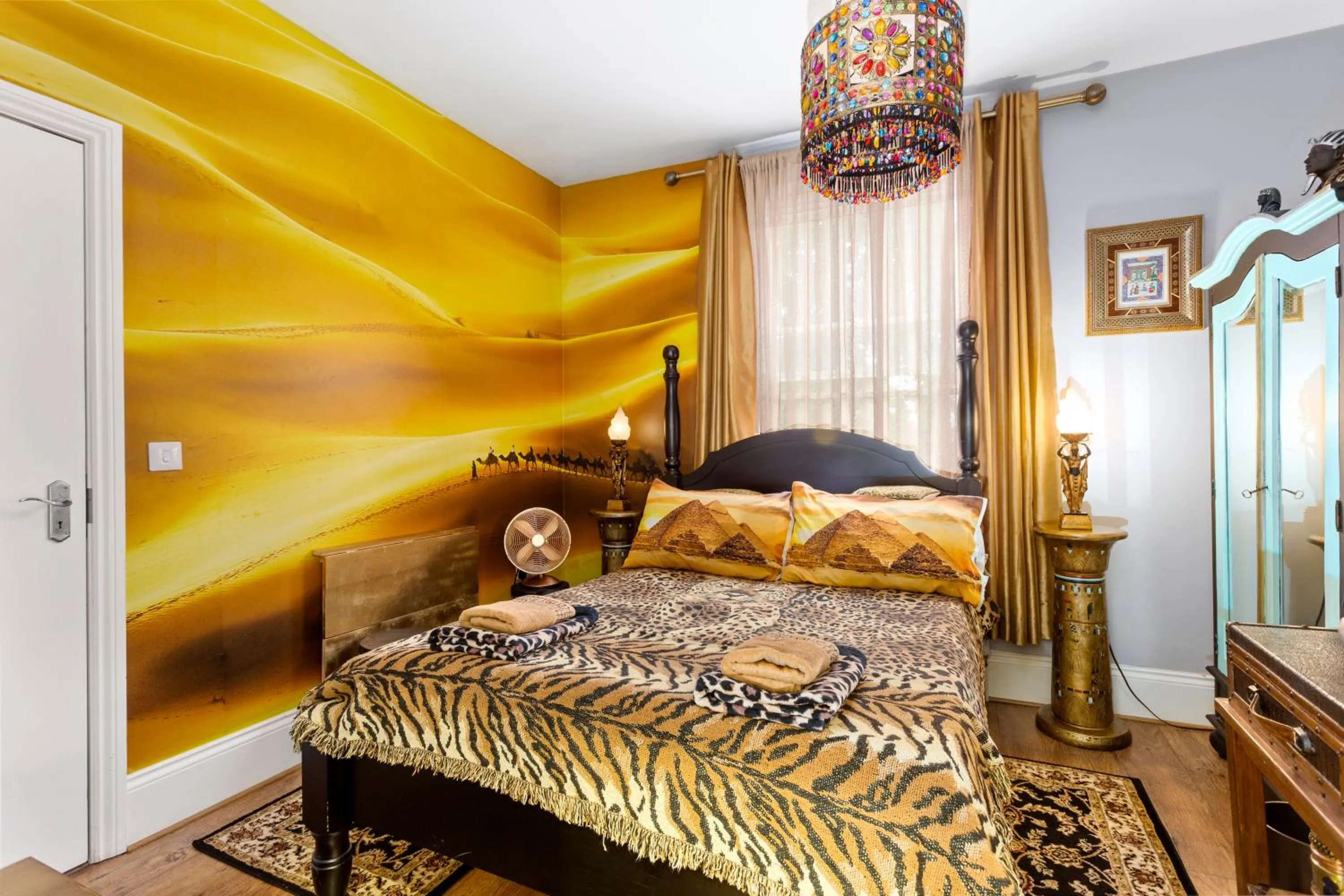 Bed in Mama’s Inn Boutique Guest House