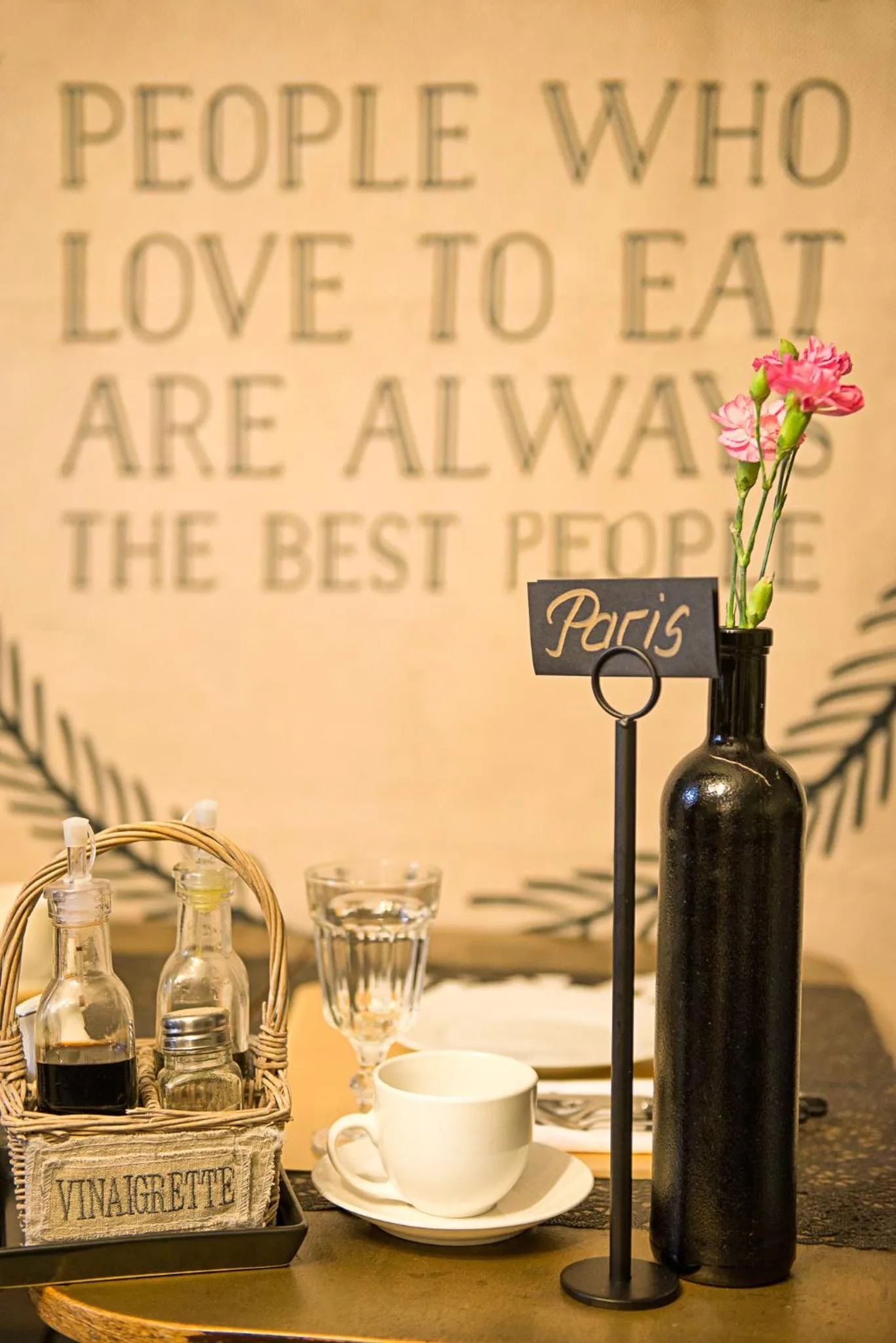 Restaurant/places to eat in Mama’s Inn Boutique Guest House