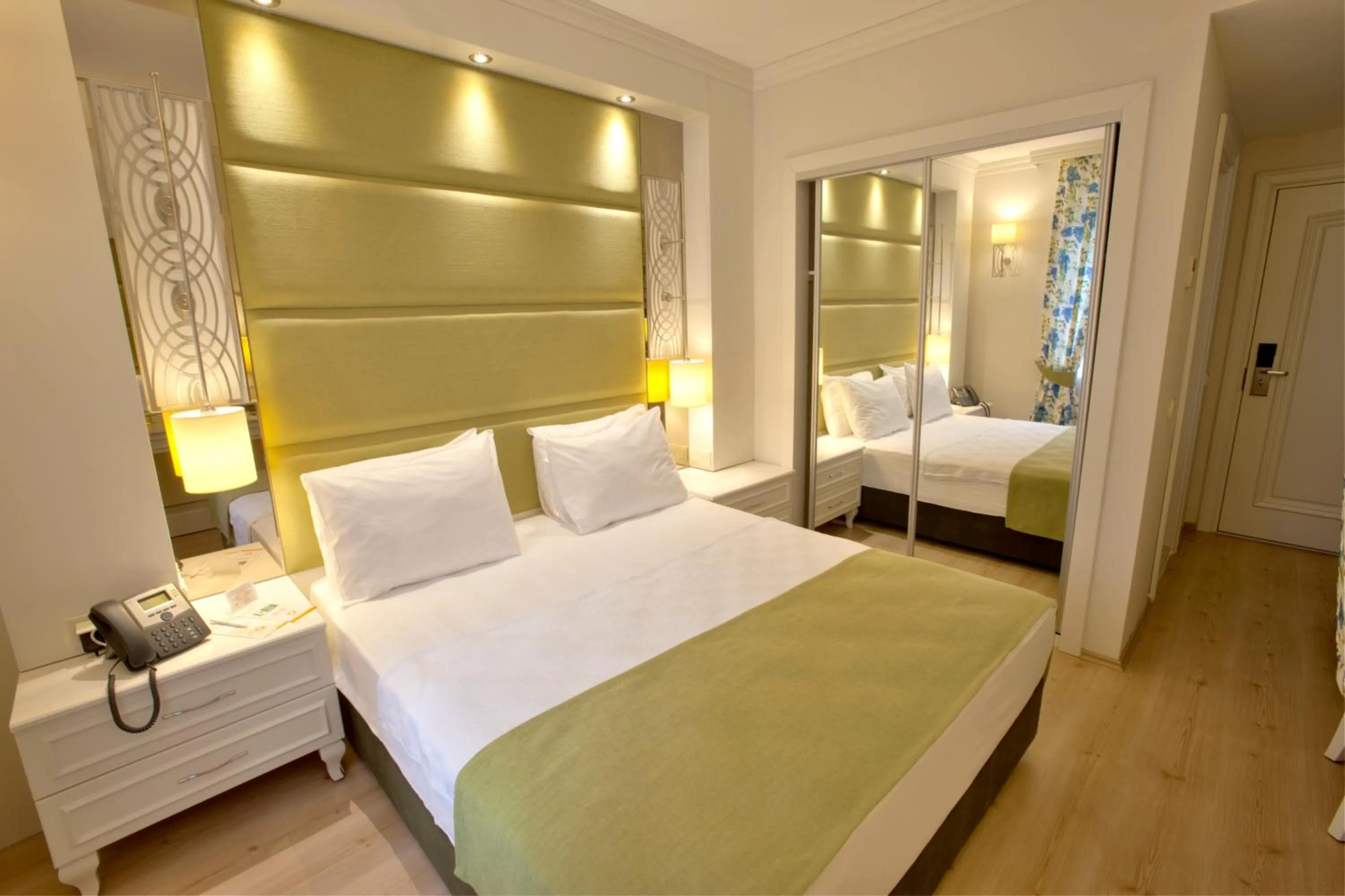 Toilet in Baga Hotel