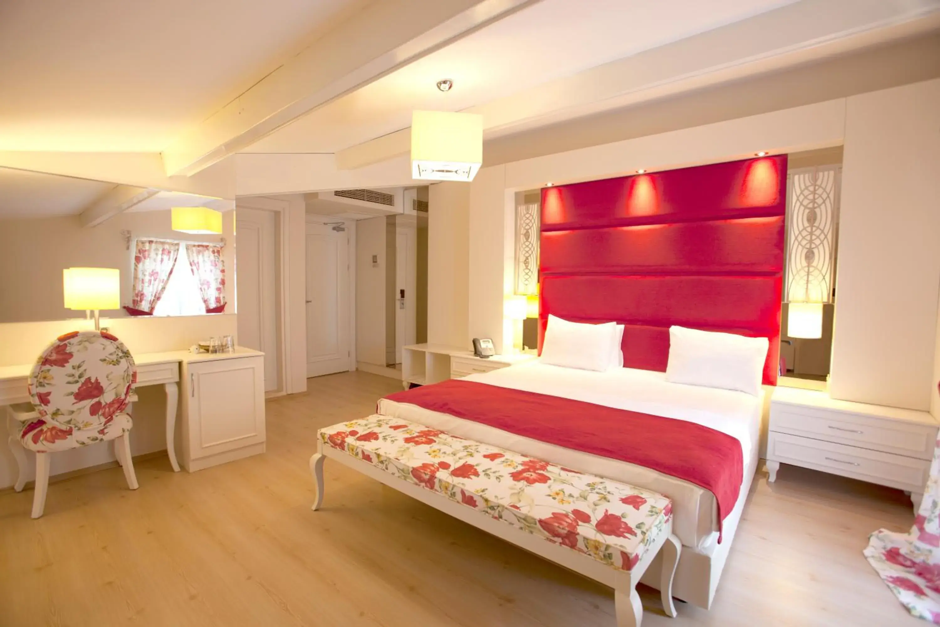 Junior Suite in Baga Hotel Junior Suite in Baga Hotel