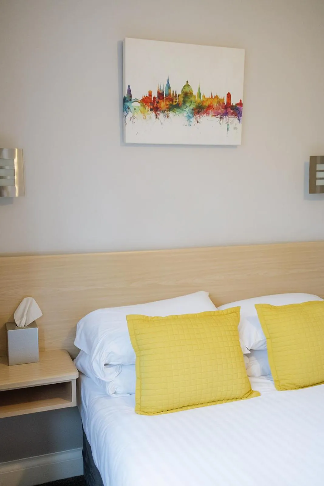 Bedroom, Bed in Red Mullions Guest House