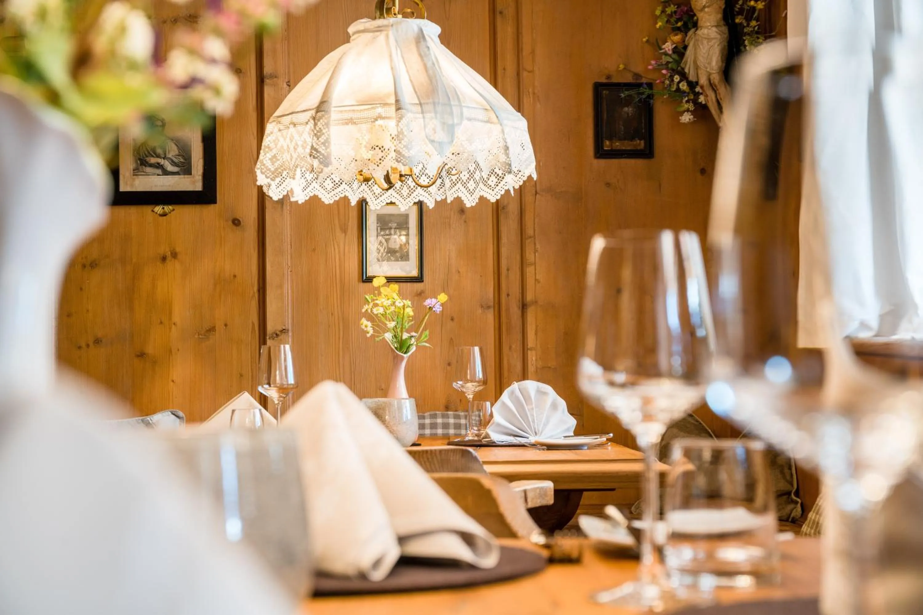 Restaurant/places to eat in Hotel Englhof