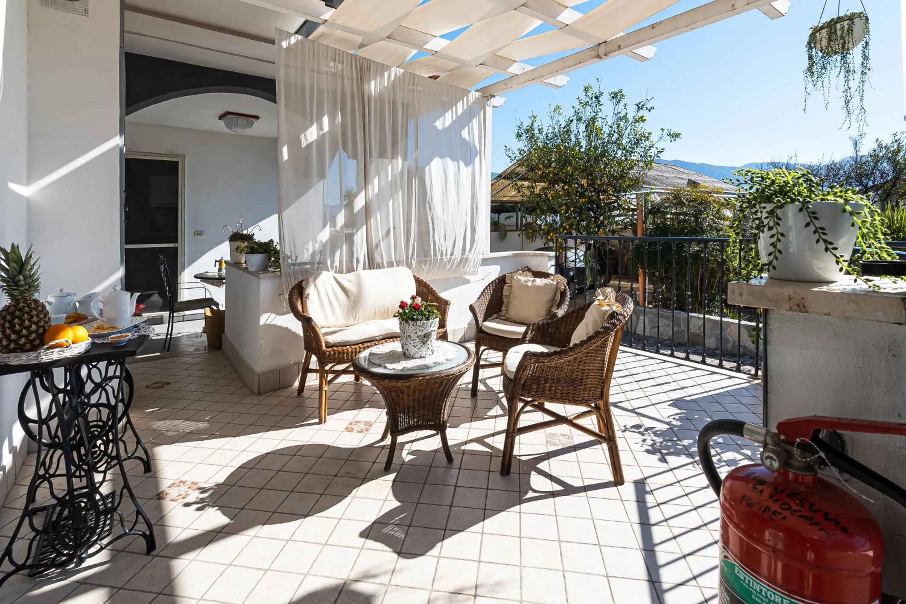 Balcony/Terrace in B&B VESUVIAN STONE