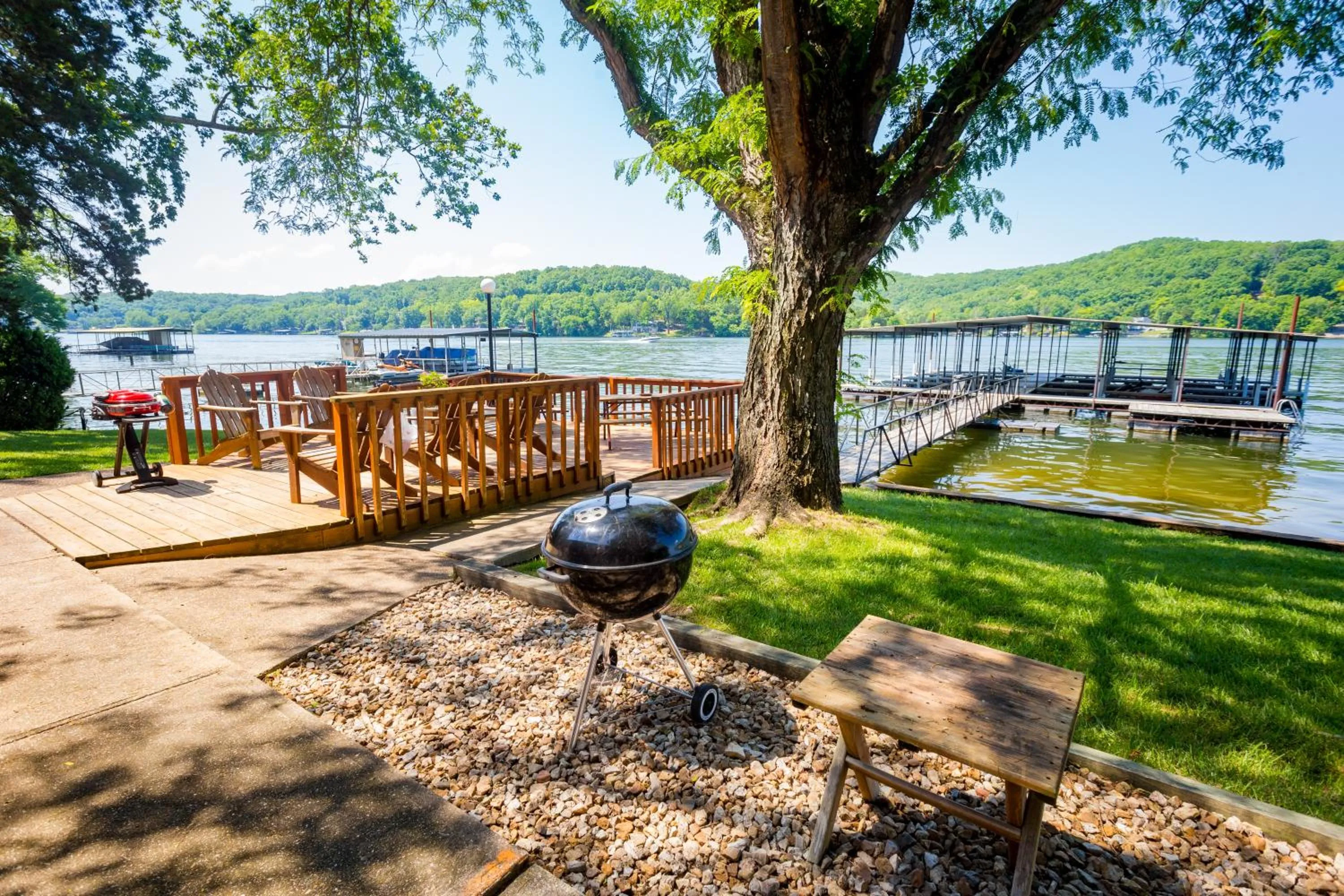 BBQ facilities in Point View Resort