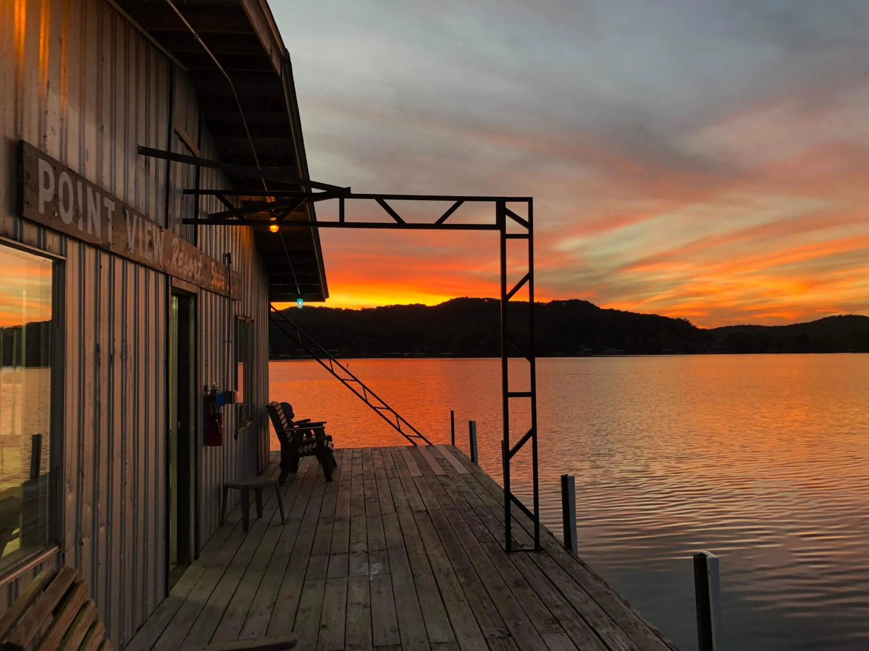 Lake view in Point View Resort