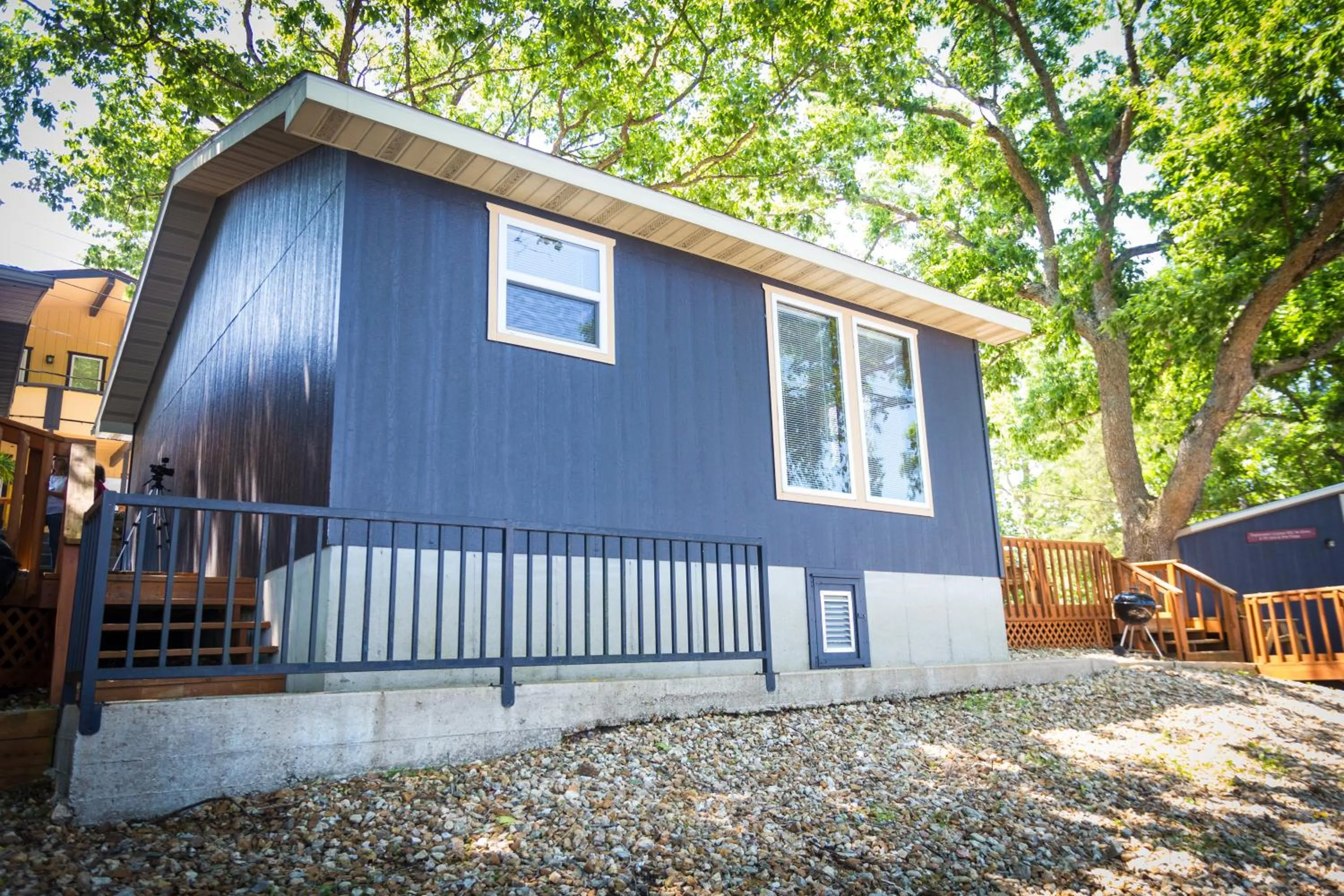 Facade/entrance in Point View Resort