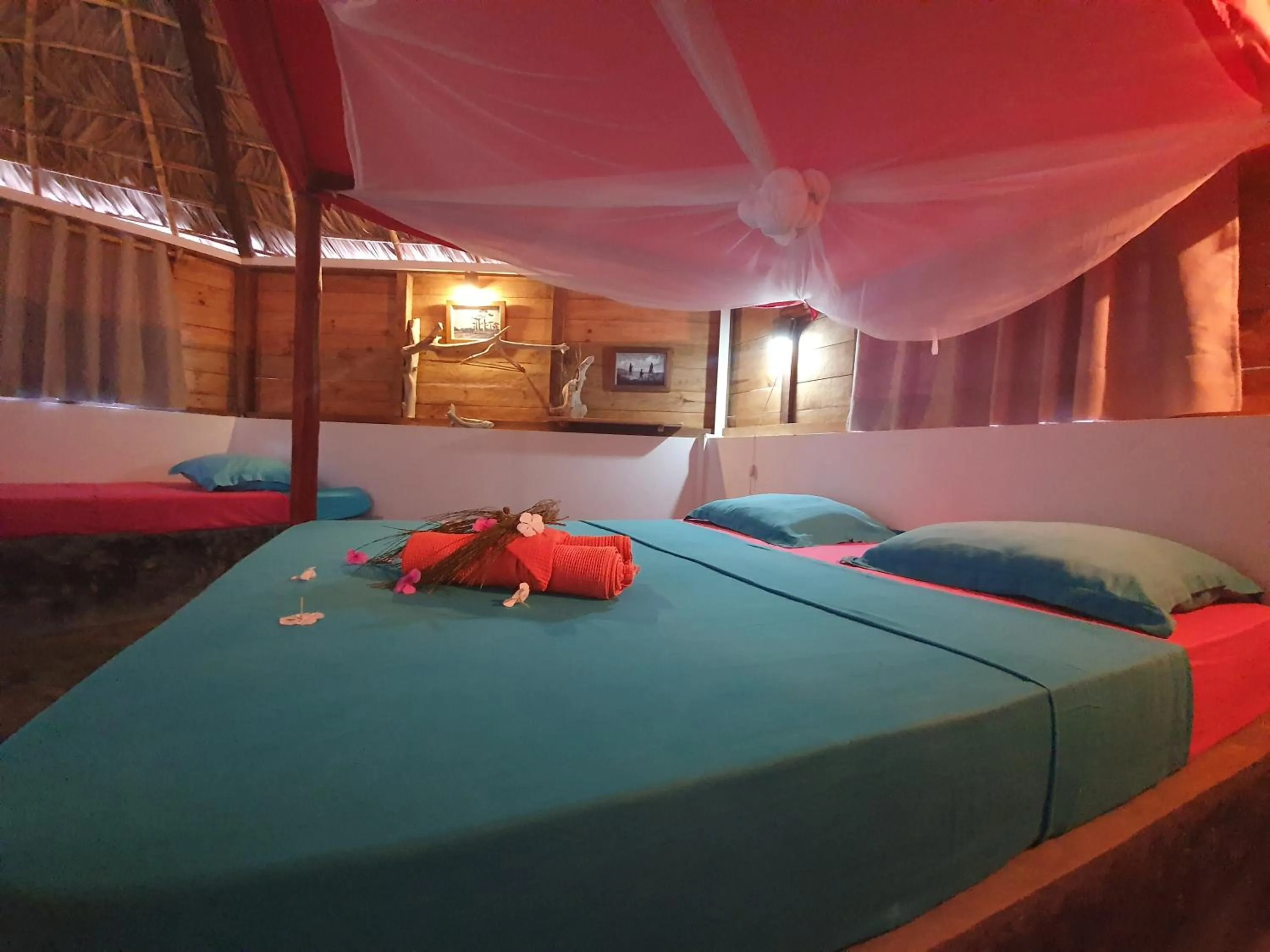 Bed in Ocean Lodge Kite & Windsurf