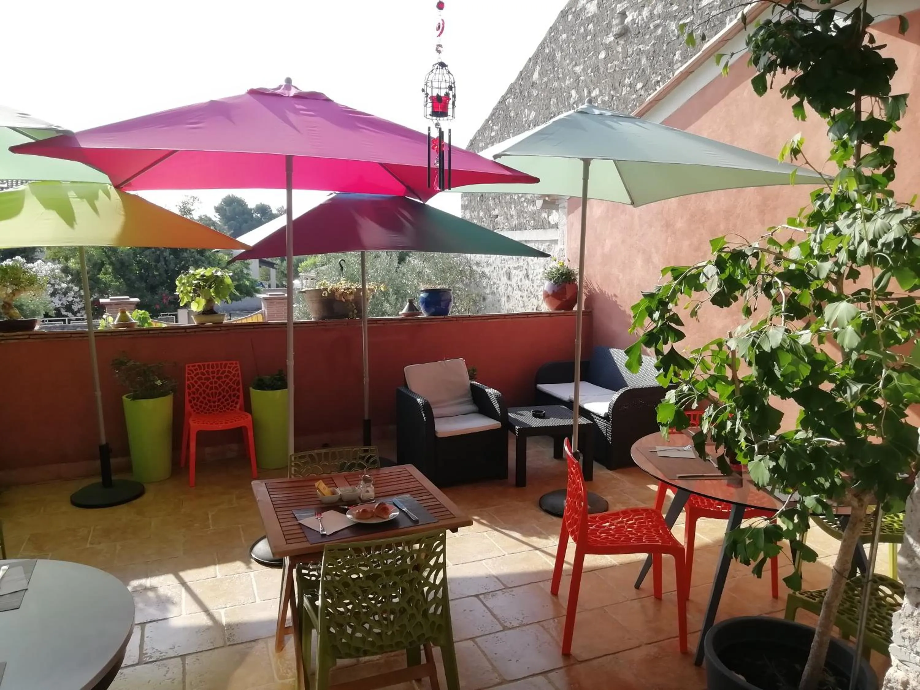 VILLA ARTEMIA Maison vigneronne - chambre d hôtes-B&B-piscine et spa