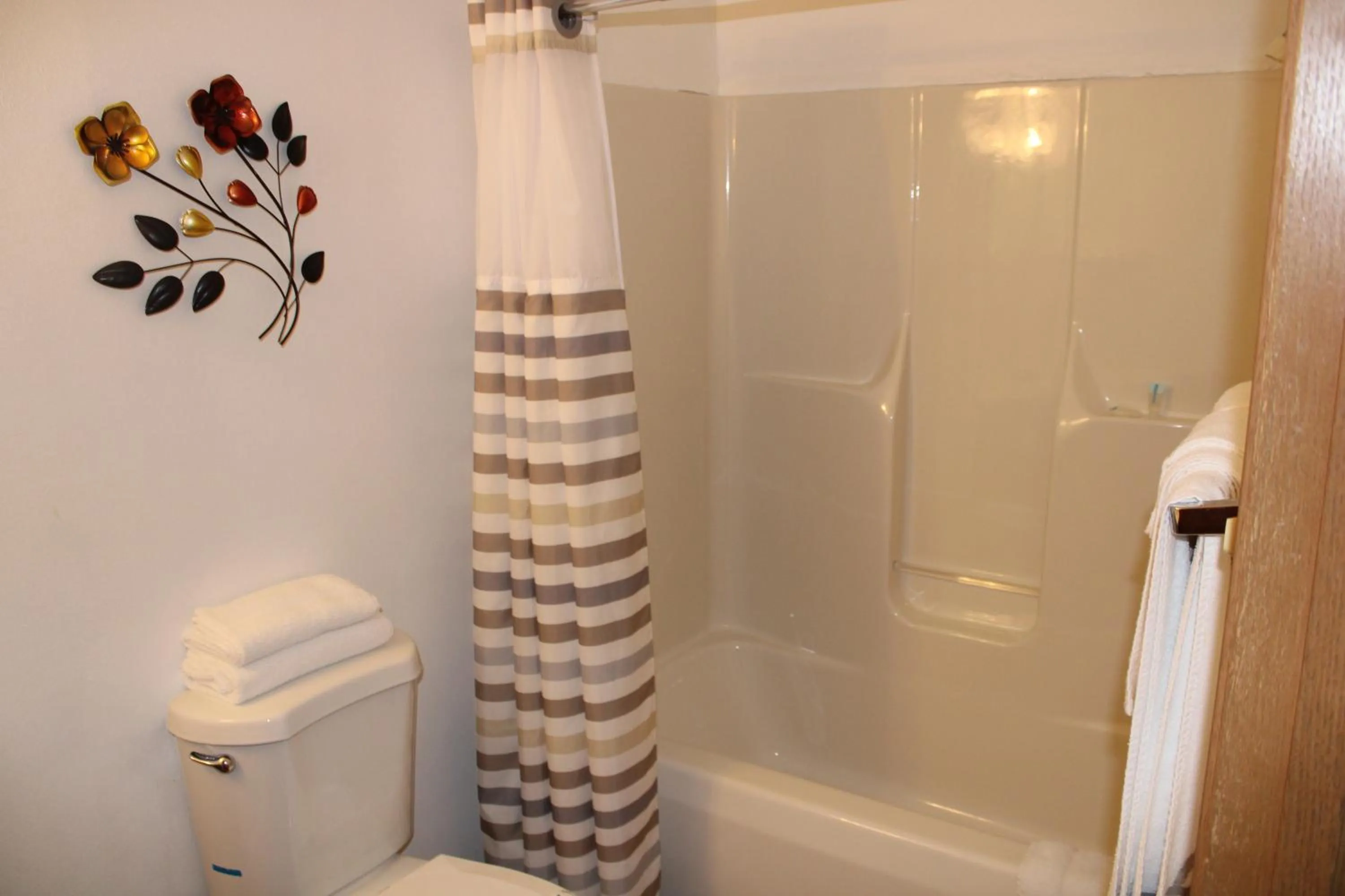 Bathroom in River Road Motel