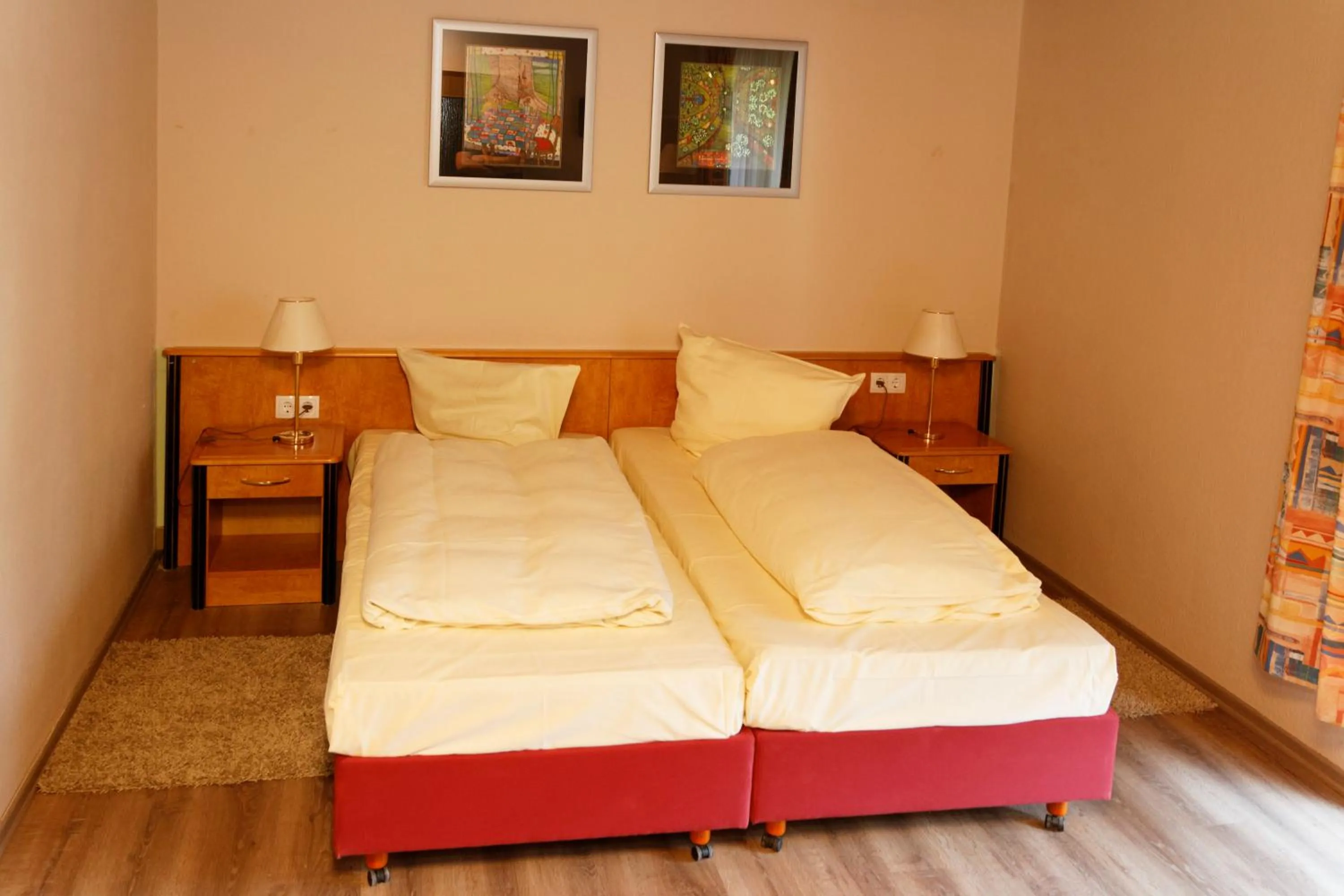 Bed in Hotel Restaurant Rodizio Paderborn