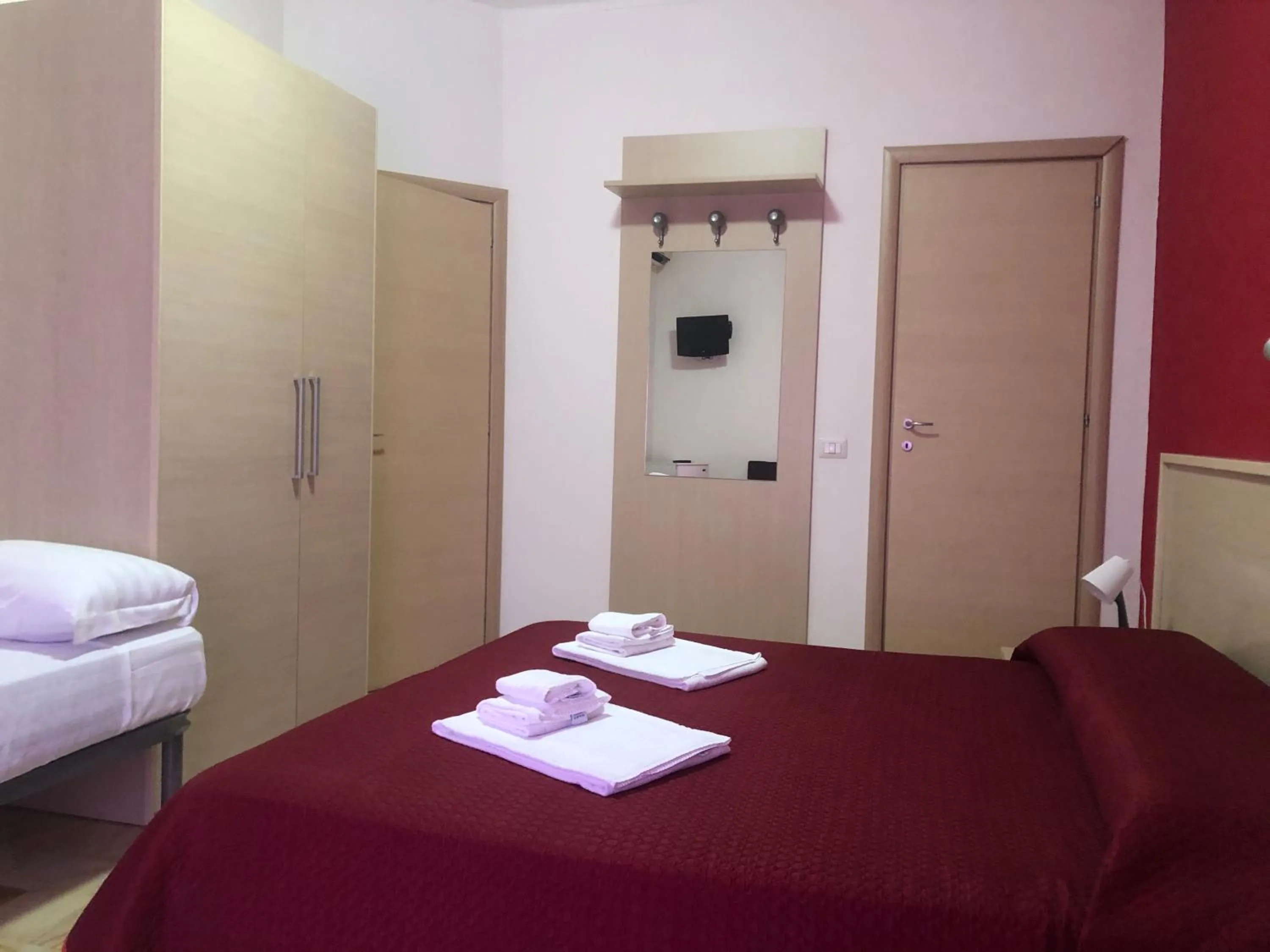 Bed in The Colours Of Rome