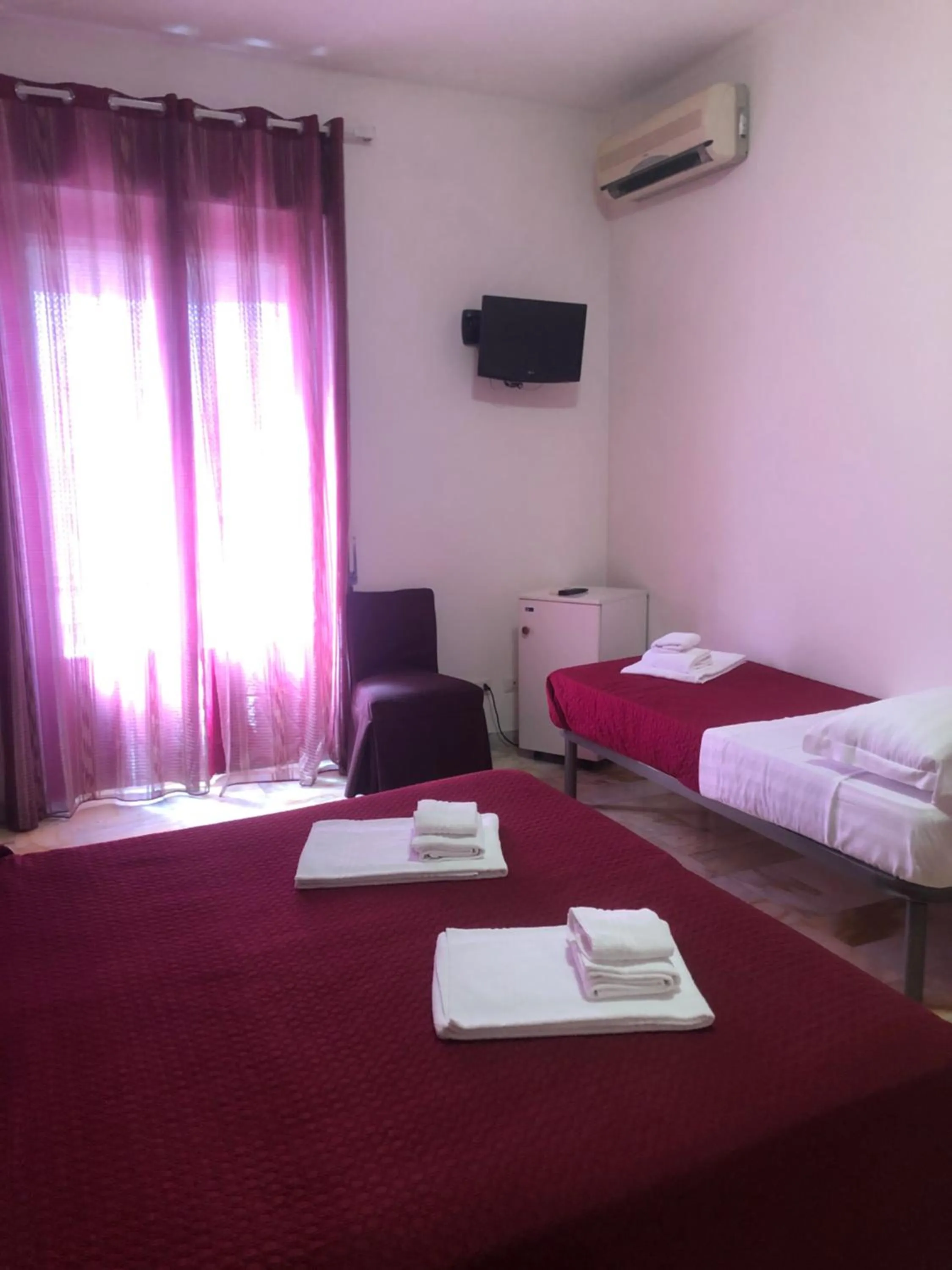 Bed in The Colours Of Rome