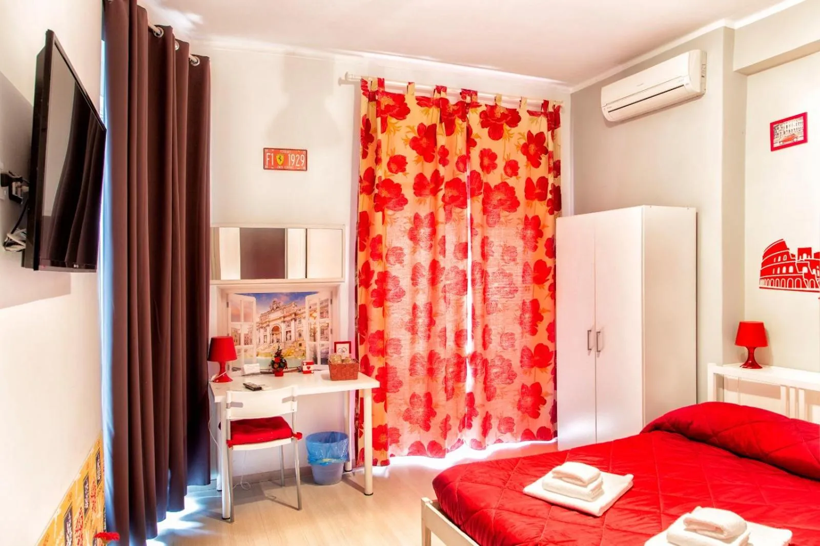 Bed in The Colours Of Rome