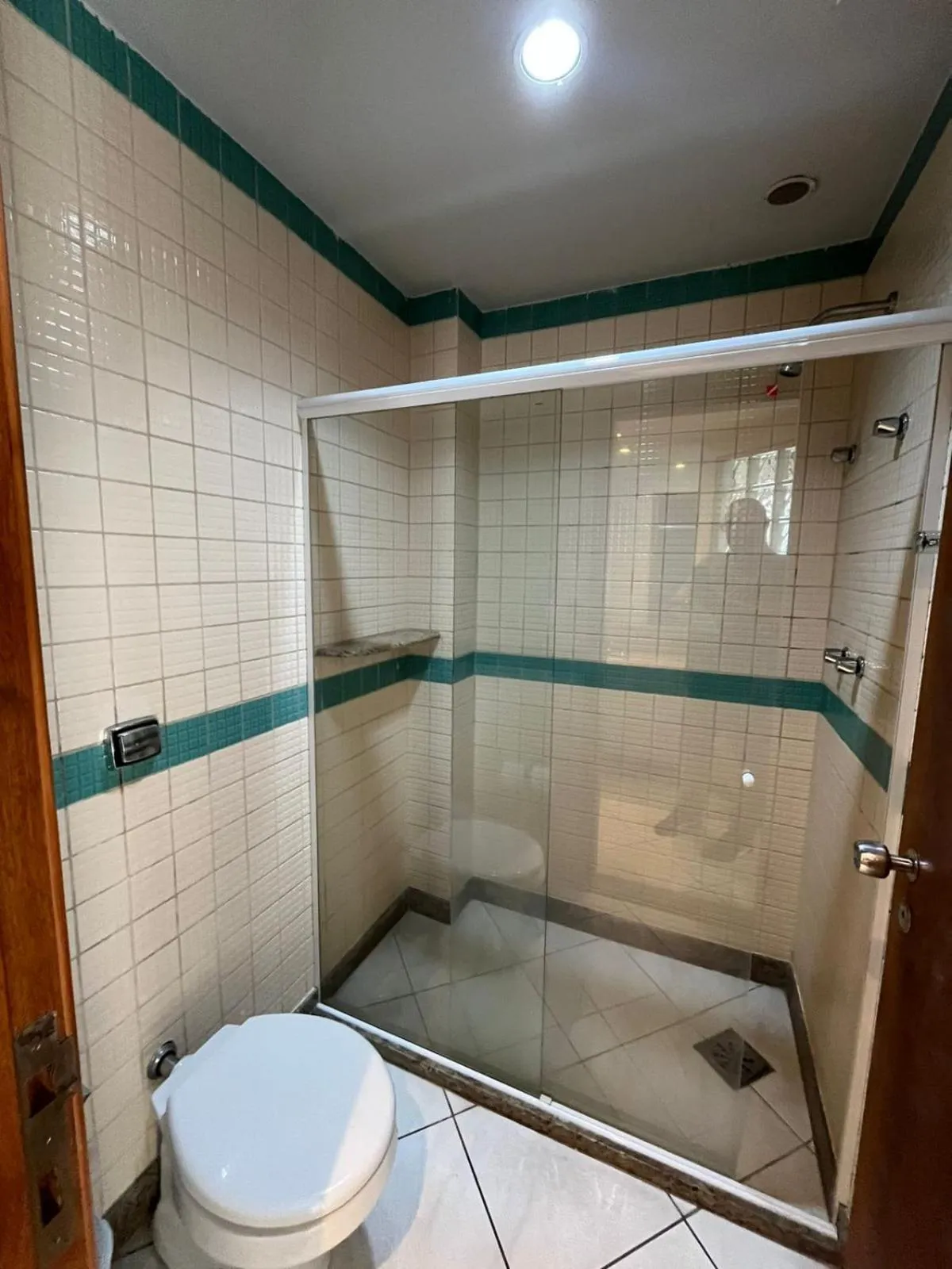 Shower in Joalpa Hotel