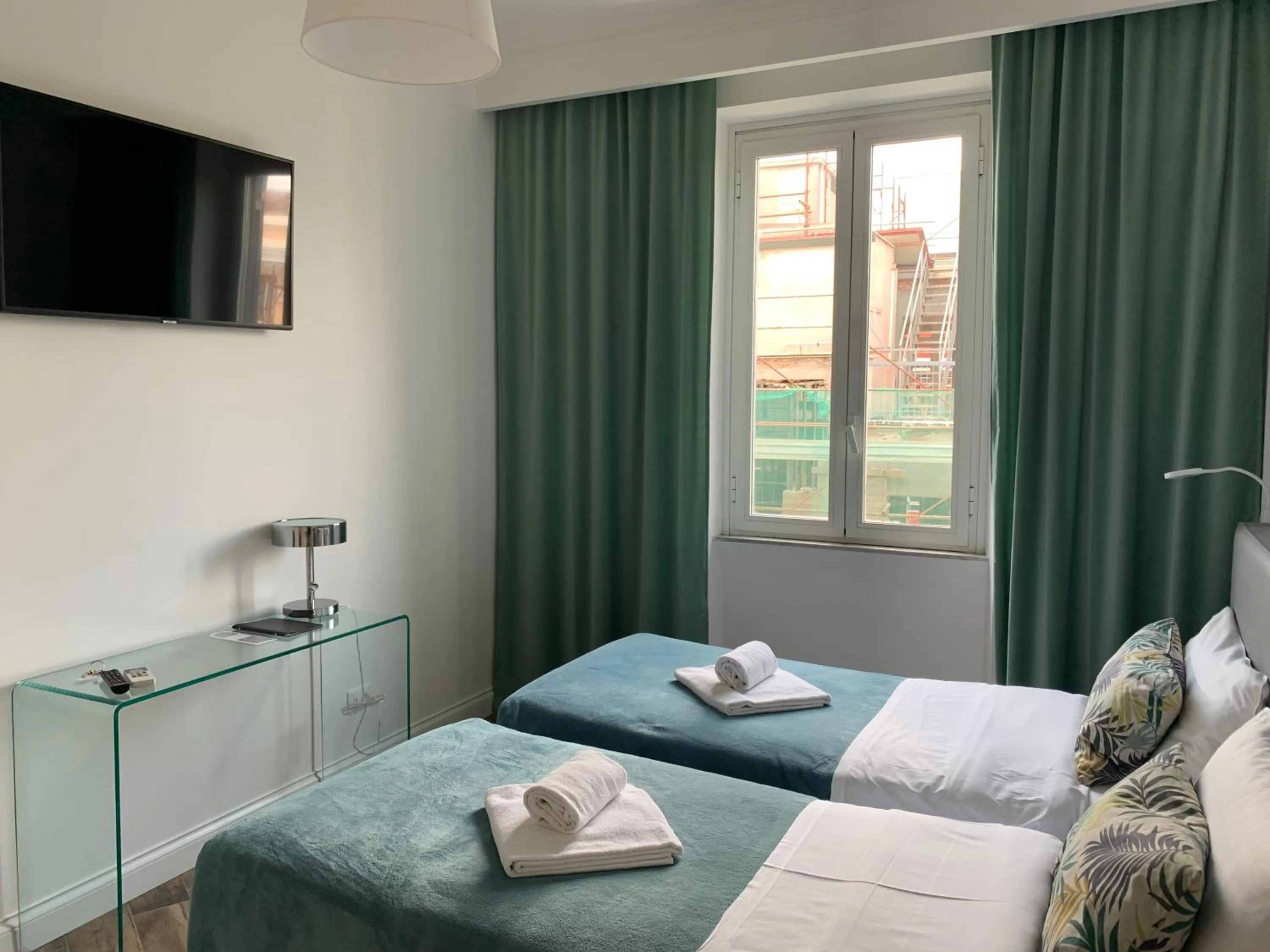 Bed in All Comfort Astoria Palace