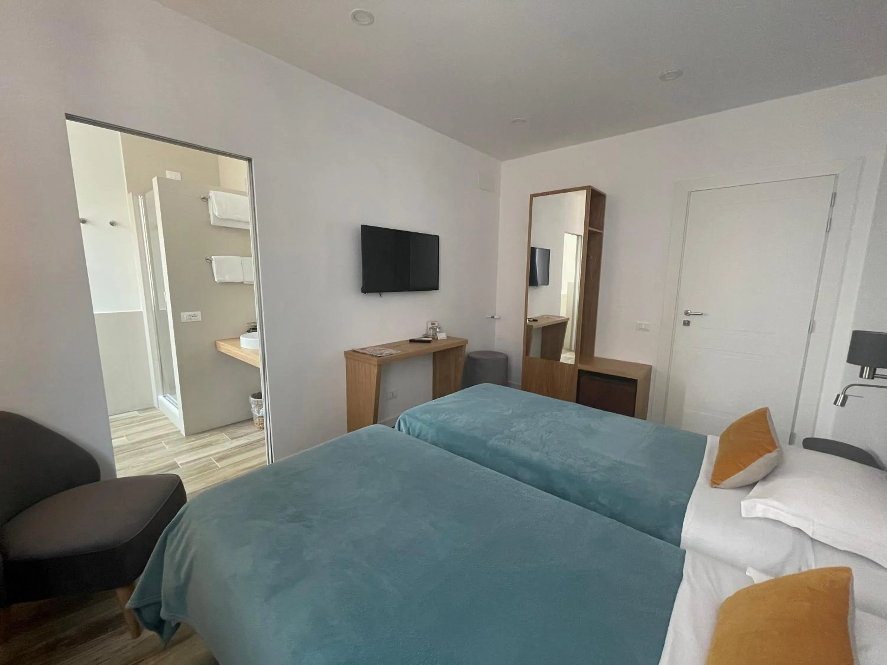 Bed in All Comfort Astoria Palace