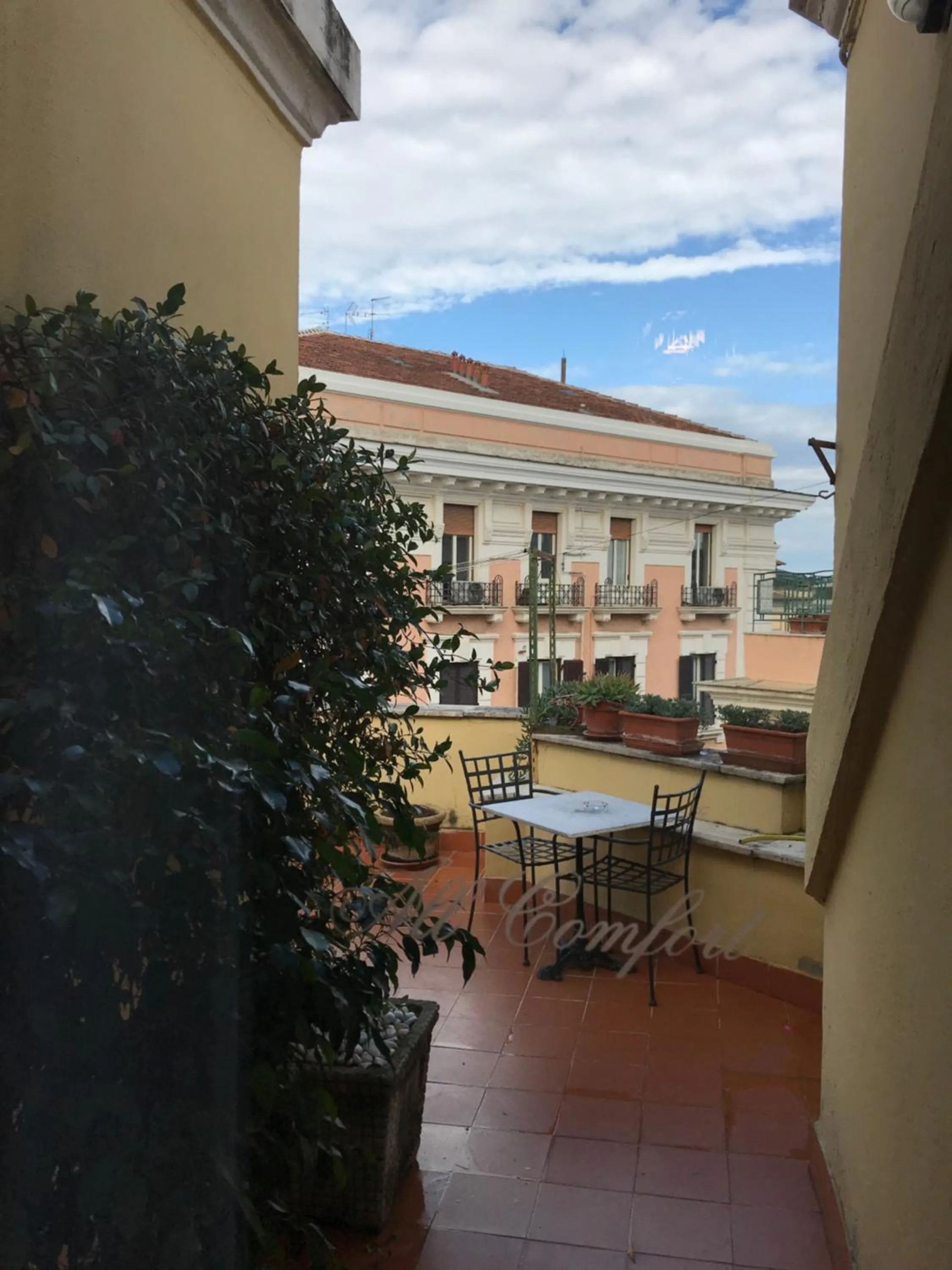 Patio in All Comfort Astoria Palace