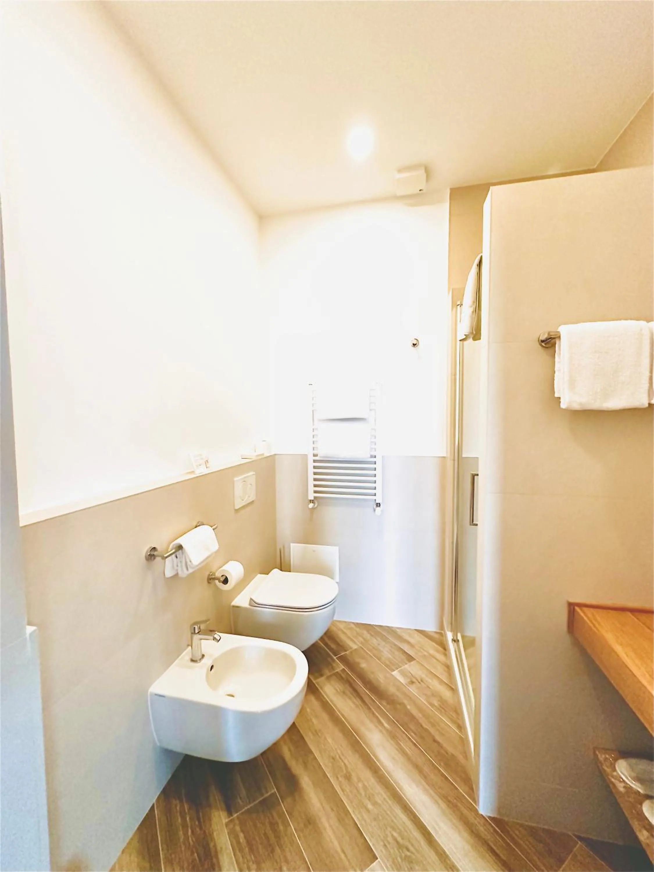 Bathroom in All Comfort Astoria Palace