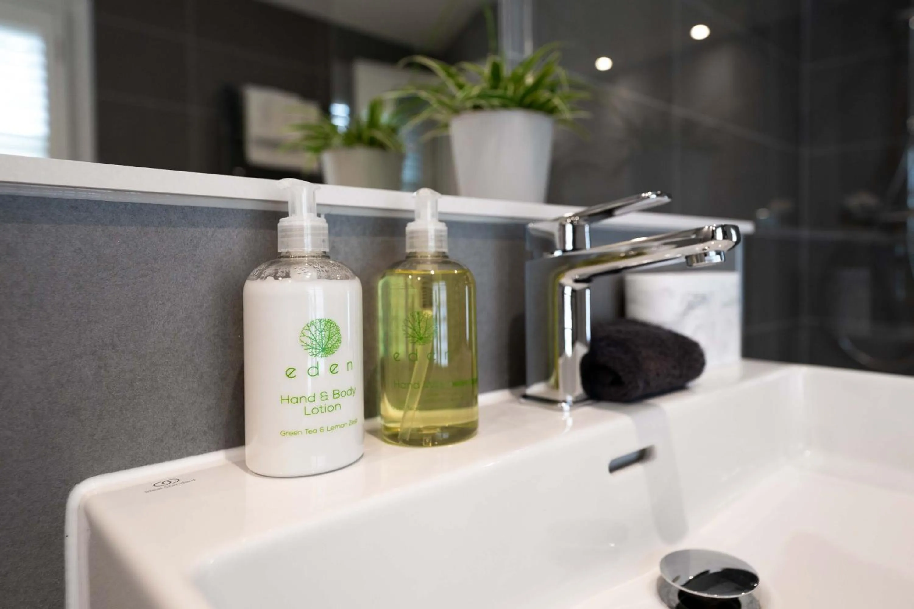 Bathroom in The Regent Aparthotel