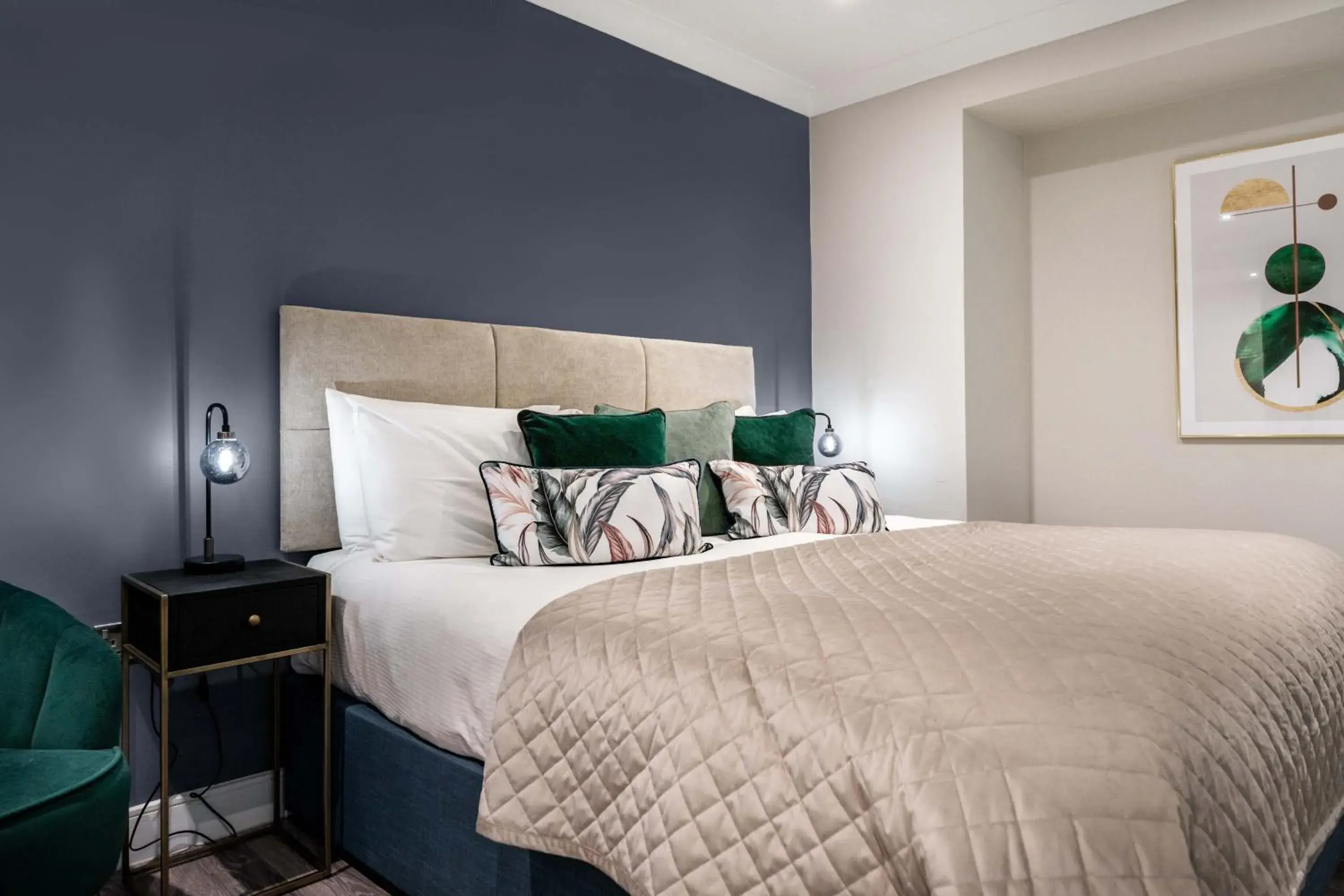 Bed in The Regent Aparthotel Bed in The Regent Aparthotel