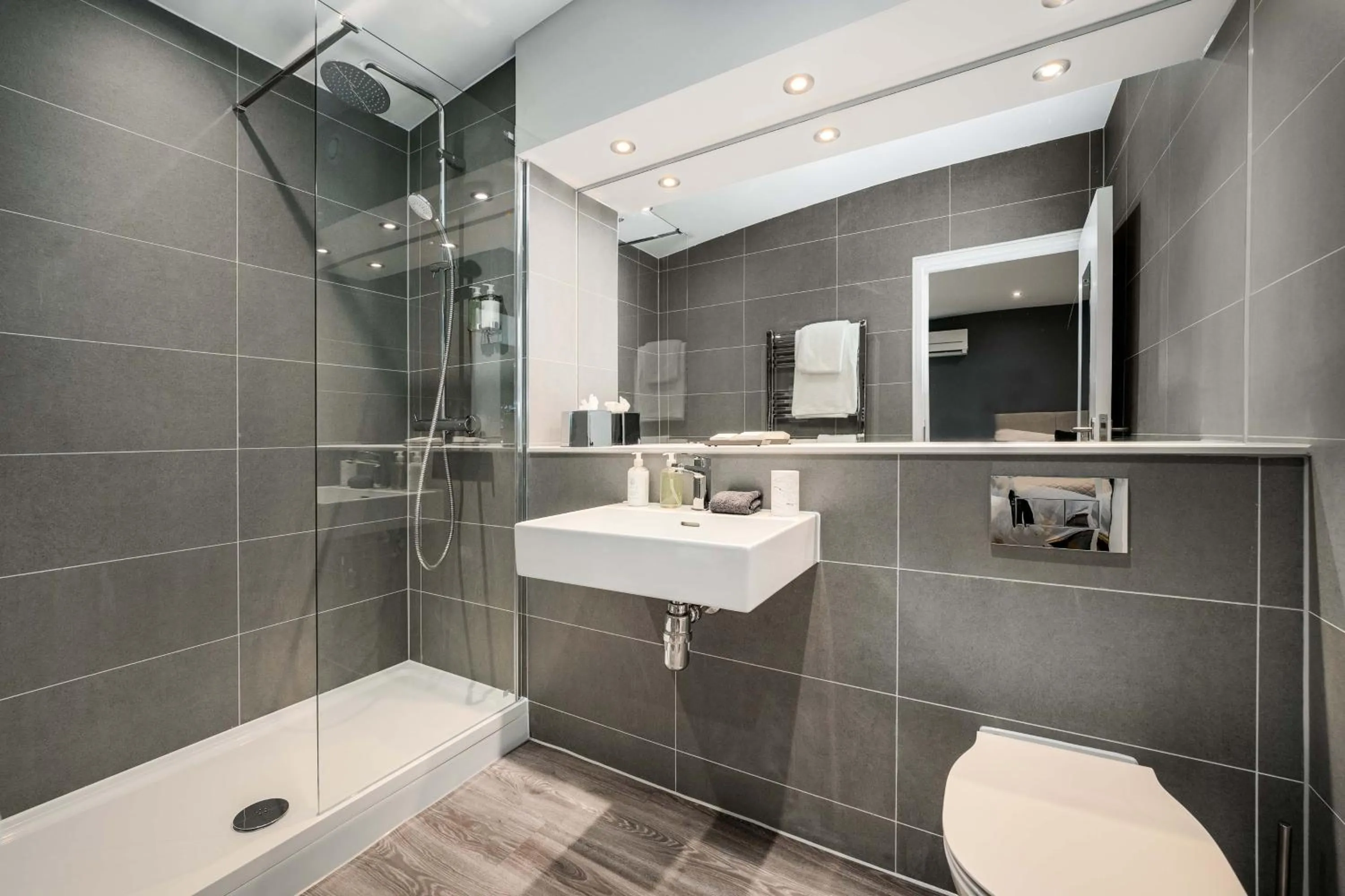 Bathroom in The Regent Aparthotel