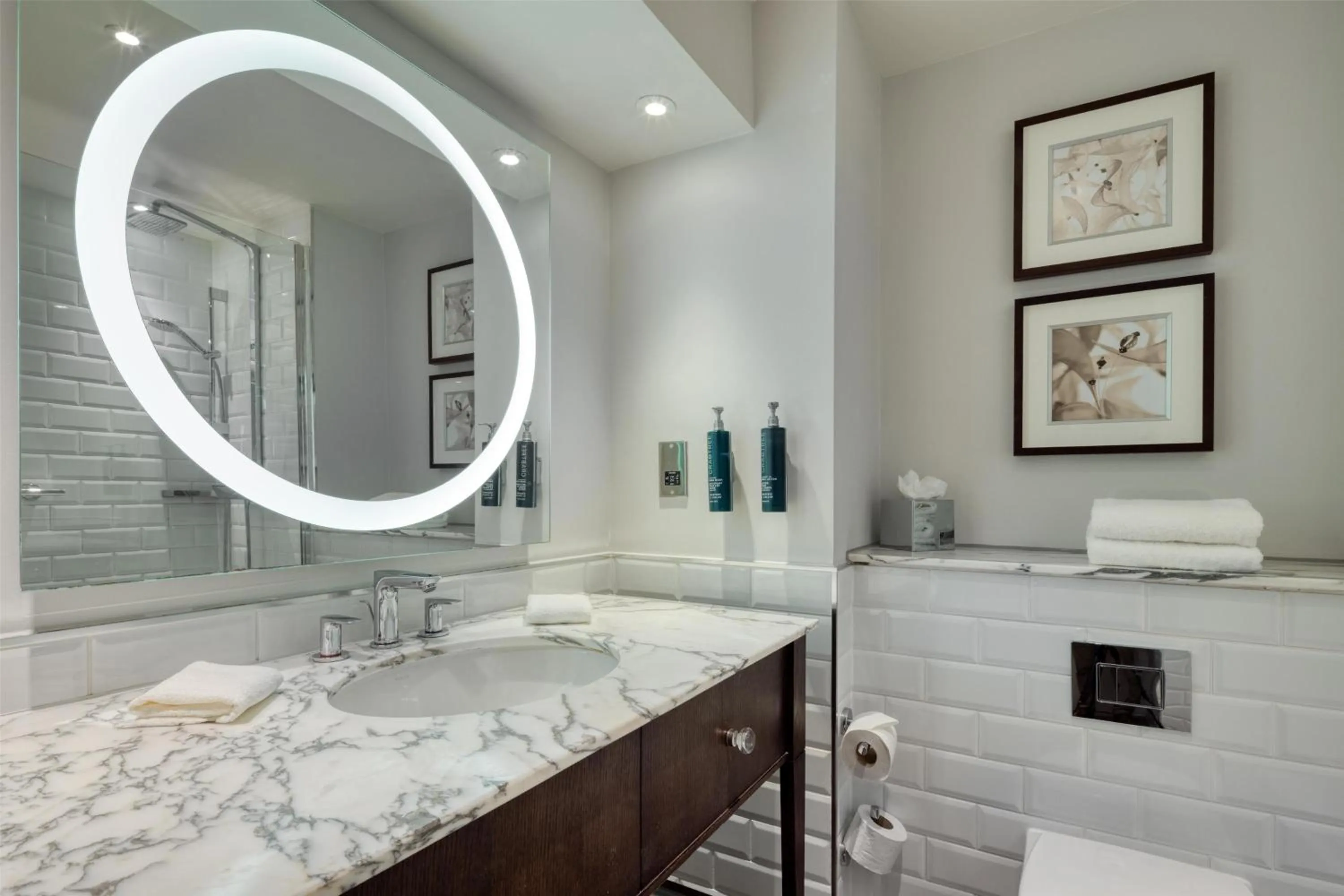 Bathroom in DoubleTree by Hilton St. Anne's Manor