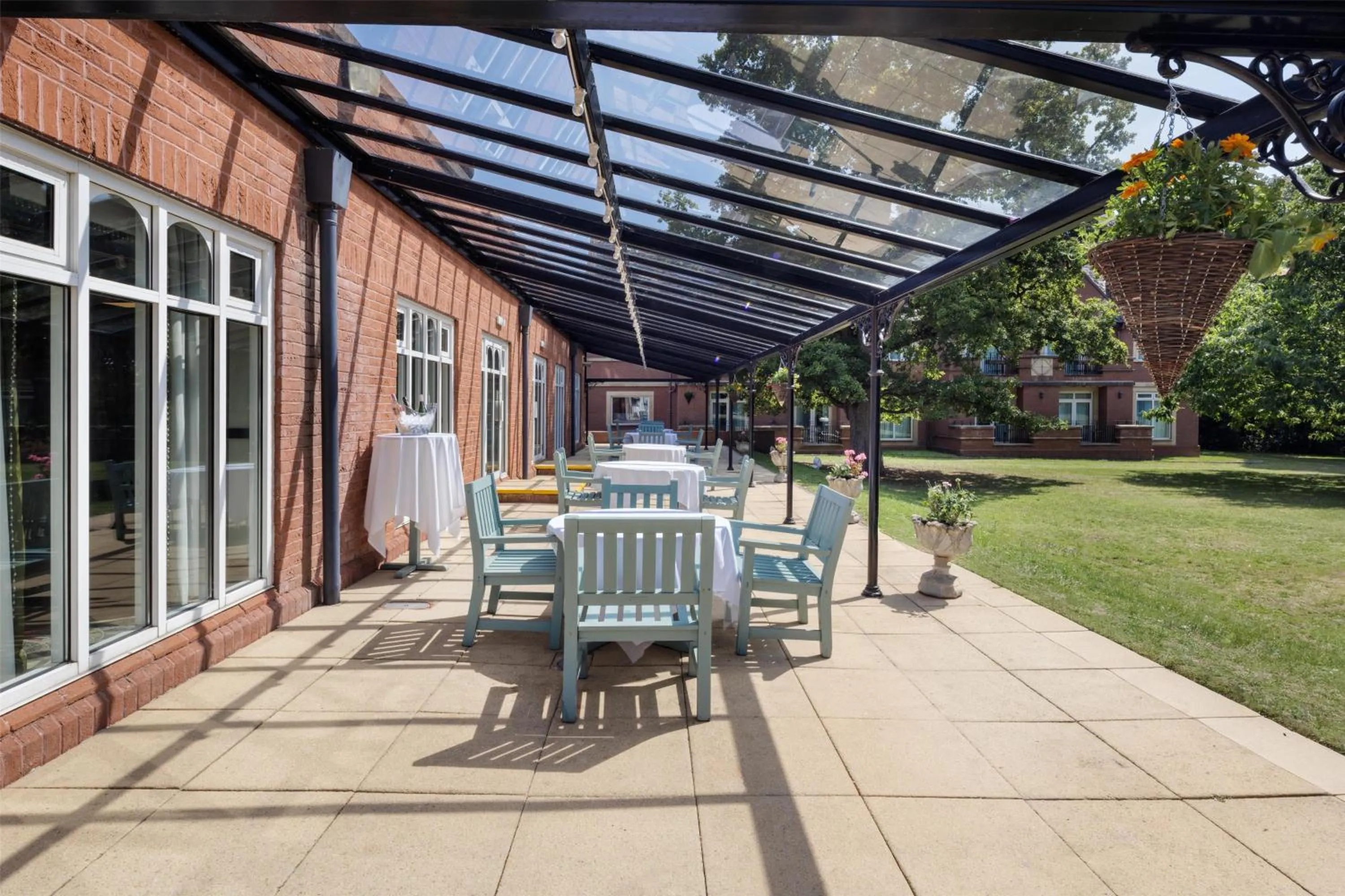 Patio in DoubleTree by Hilton St. Anne's Manor