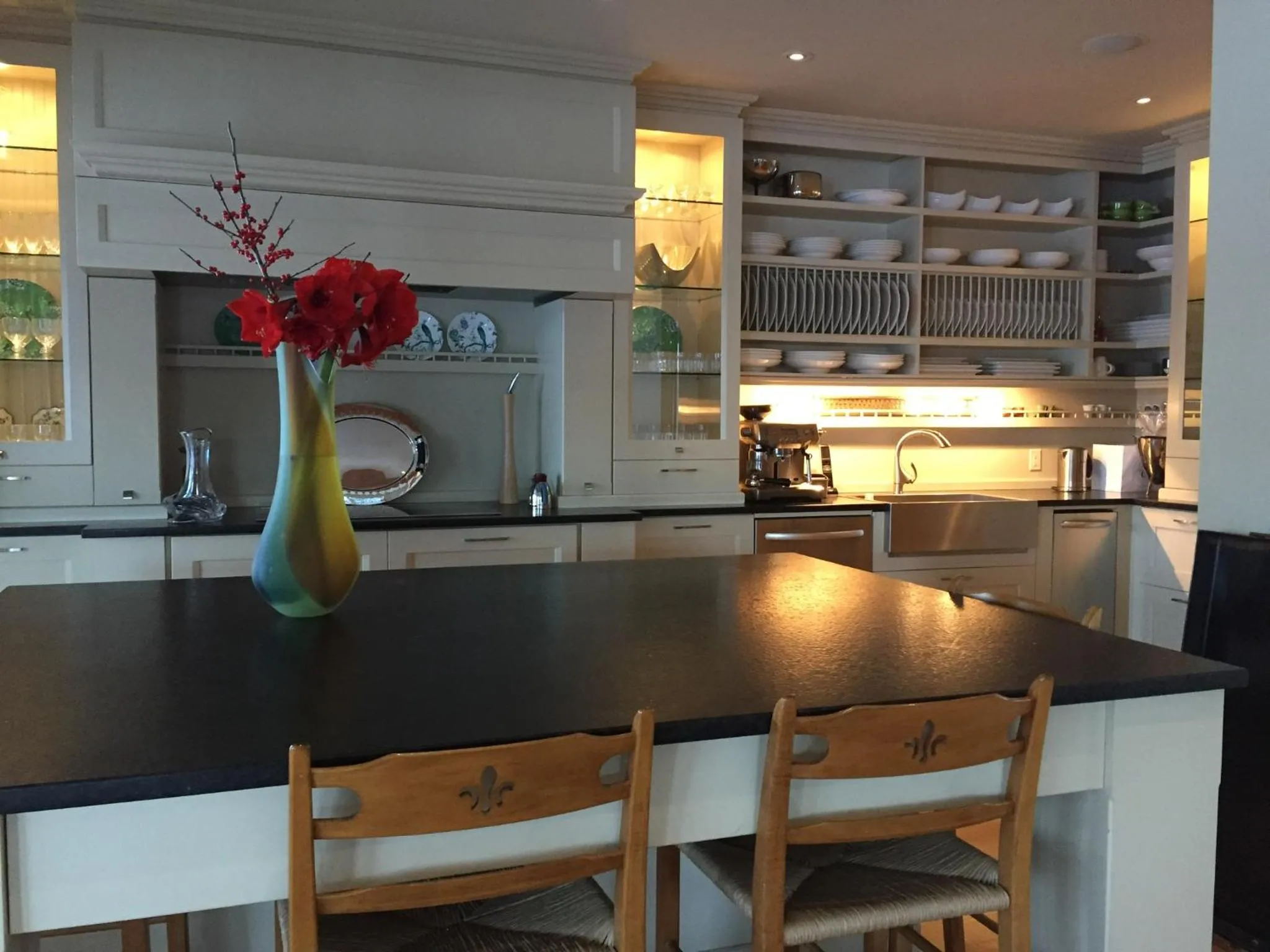 Gîte et Atelier de L'Artiste Peintre Paysagiste Canadien Gordon Harrison