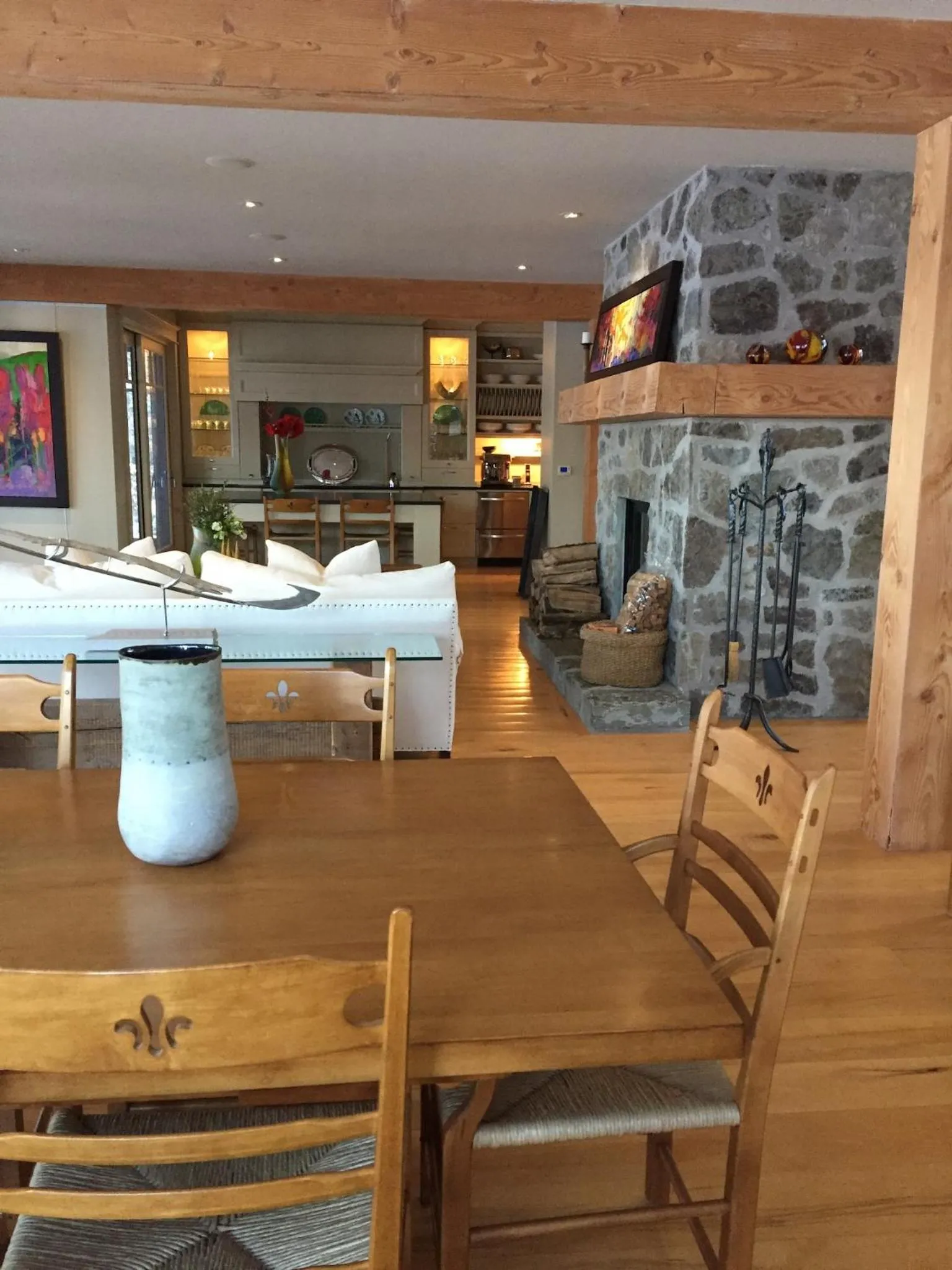 Gîte et Atelier de L'Artiste Peintre Paysagiste Canadien Gordon Harrison