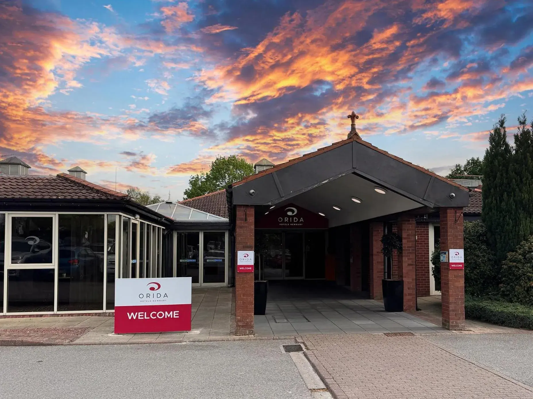 Property building in Orida Hotels Newbury Property building in Orida Hotels Newbury