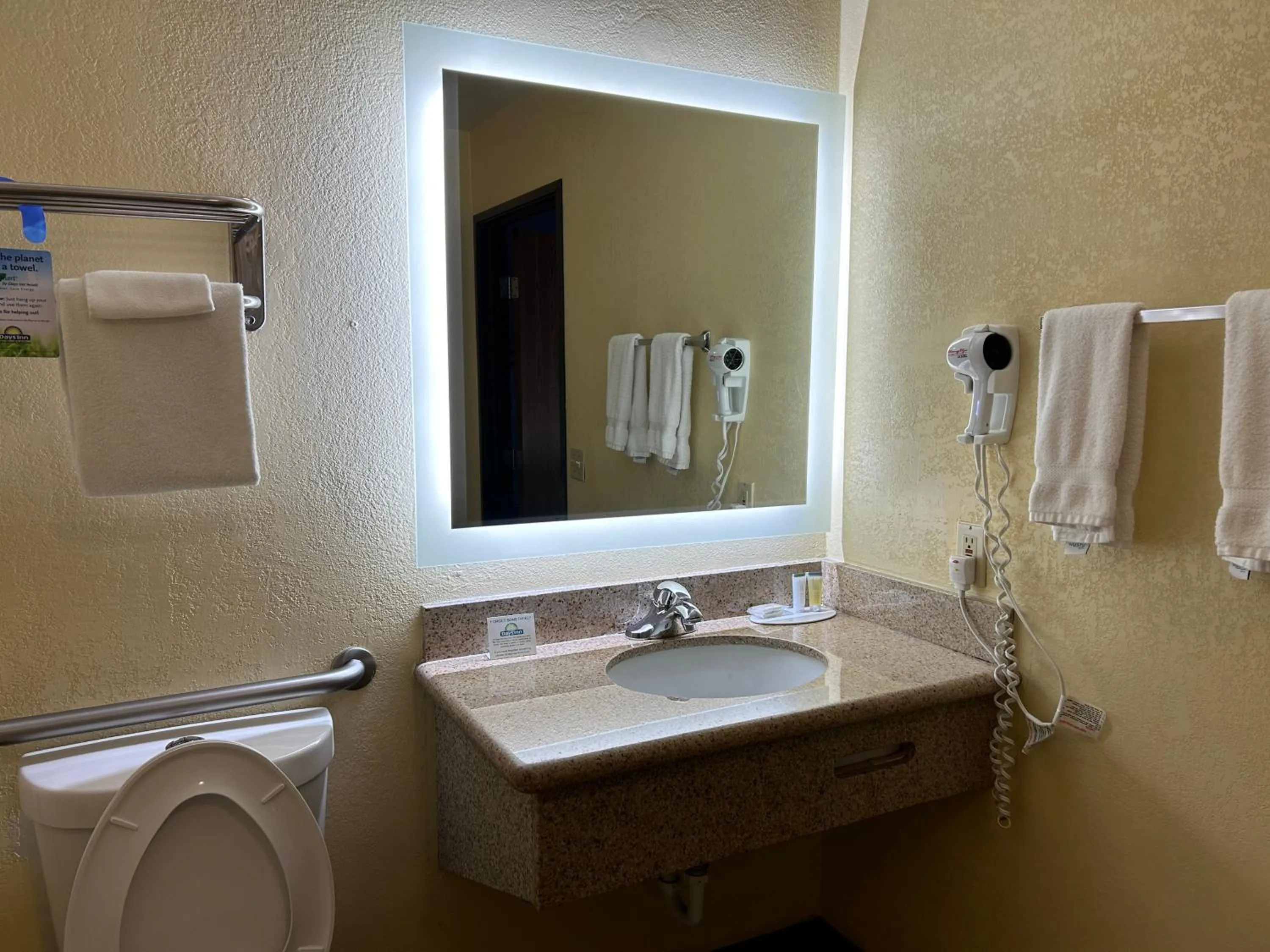 Bathroom in Days Inn by Wyndham Holbrook