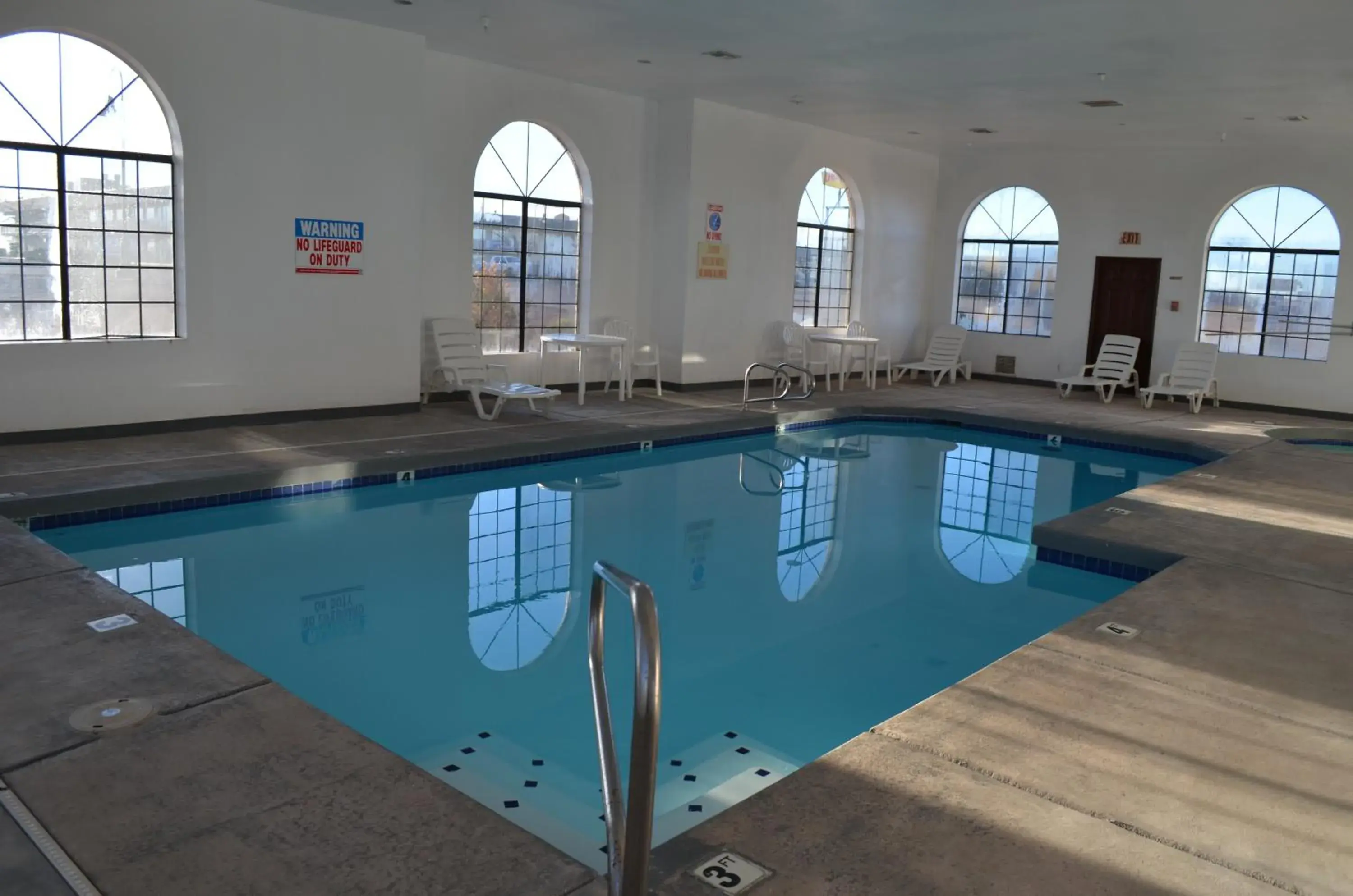 Swimming pool in Days Inn by Wyndham Holbrook Swimming pool in Days Inn by Wyndham Holbrook