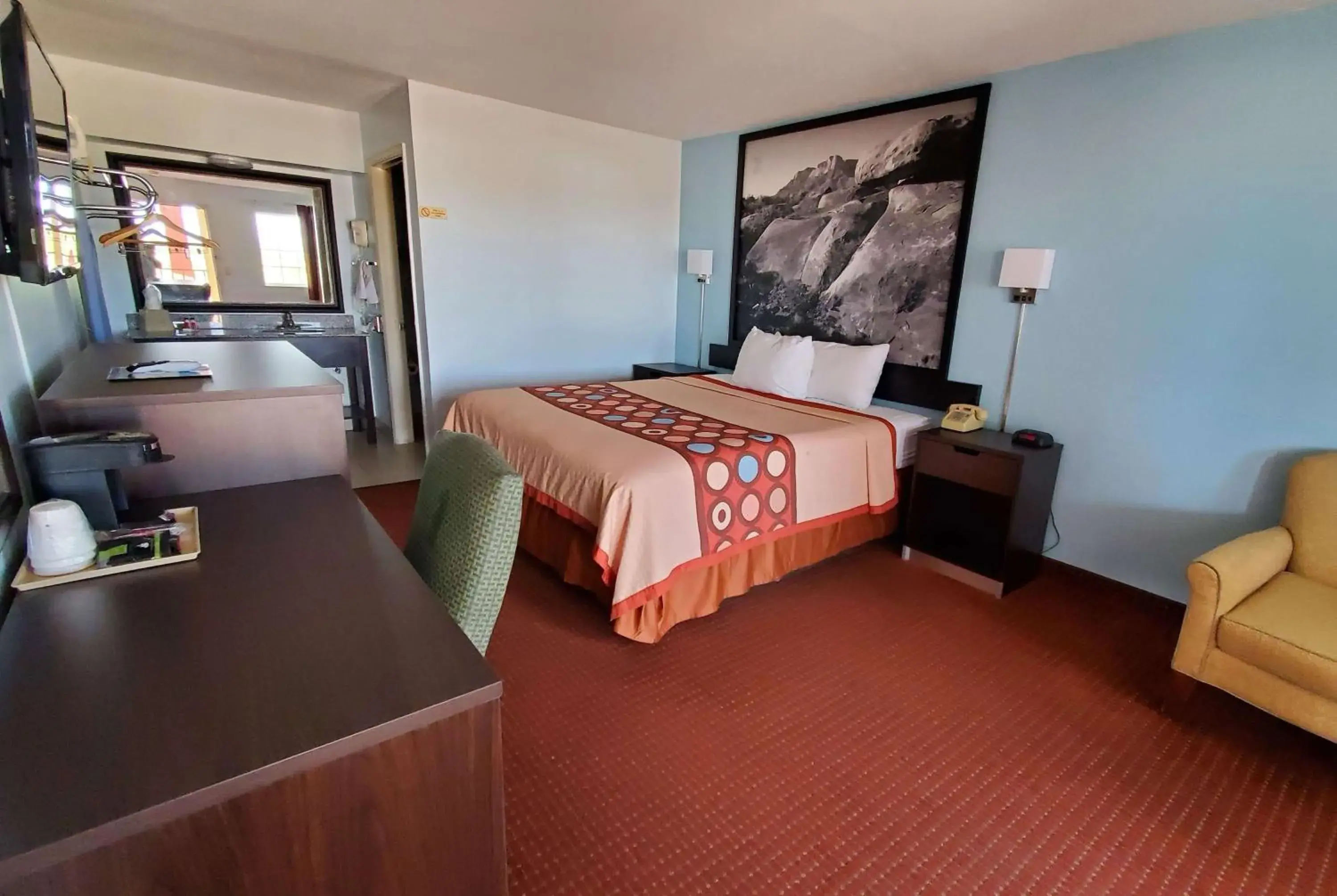 Photo of the whole room, Bed in Super 8 by Wyndham Van Horn Photo of the whole room, Bed in Super 8 by Wyndham Van Horn